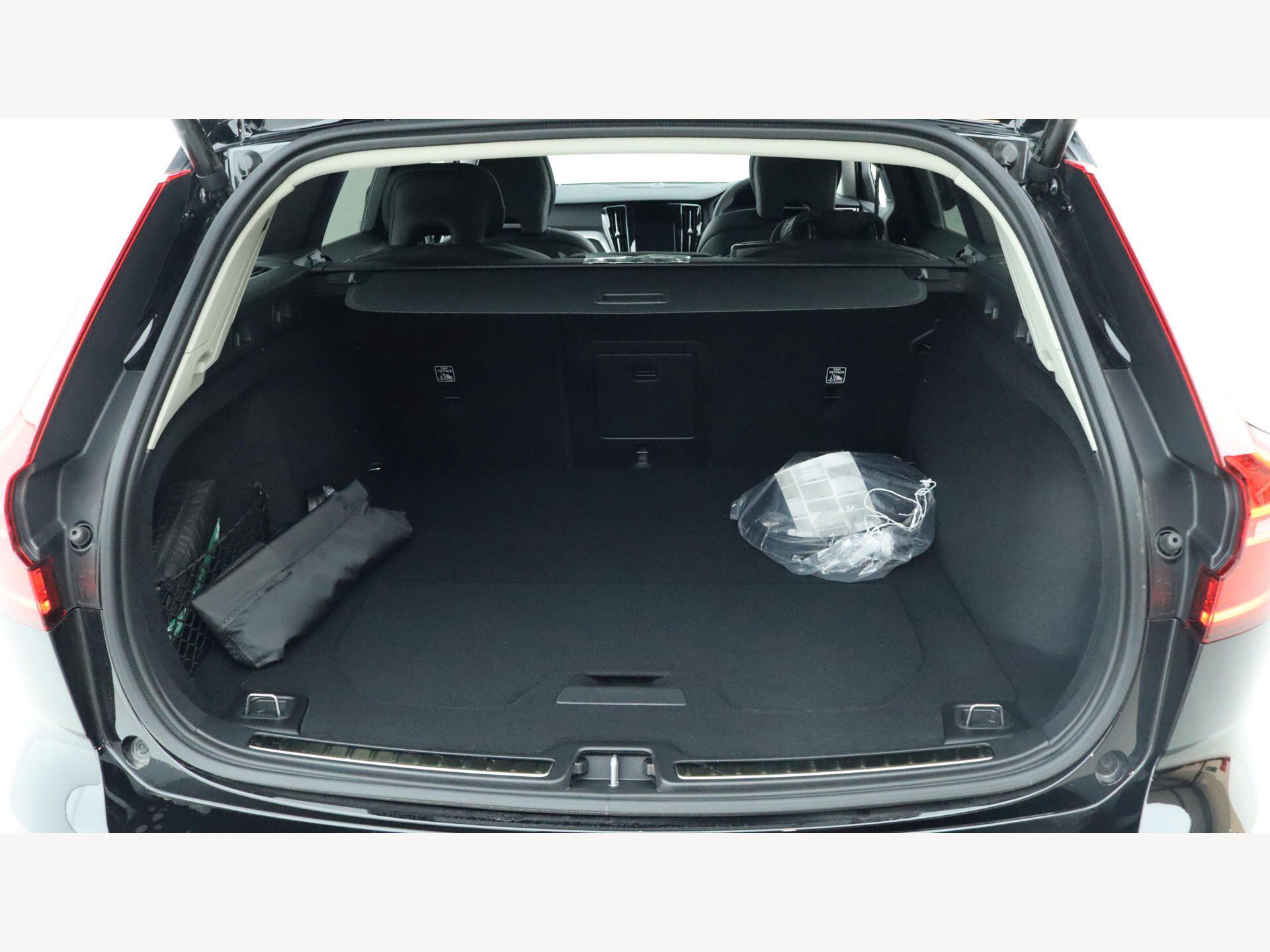 Volvo V60 view 16