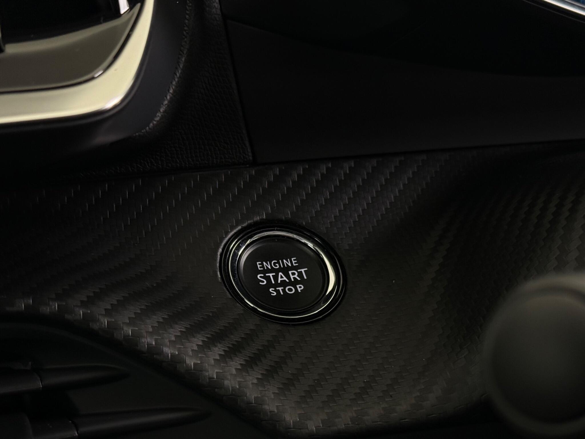 Peugeot 208 view 36