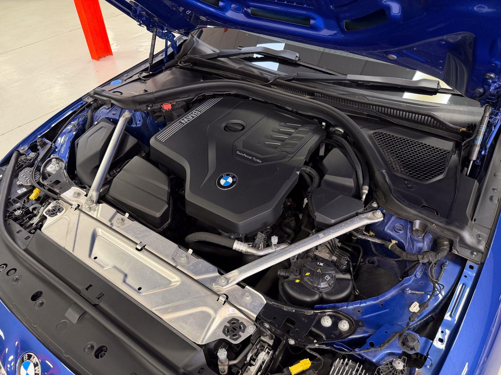 BMW 4 Series view 45