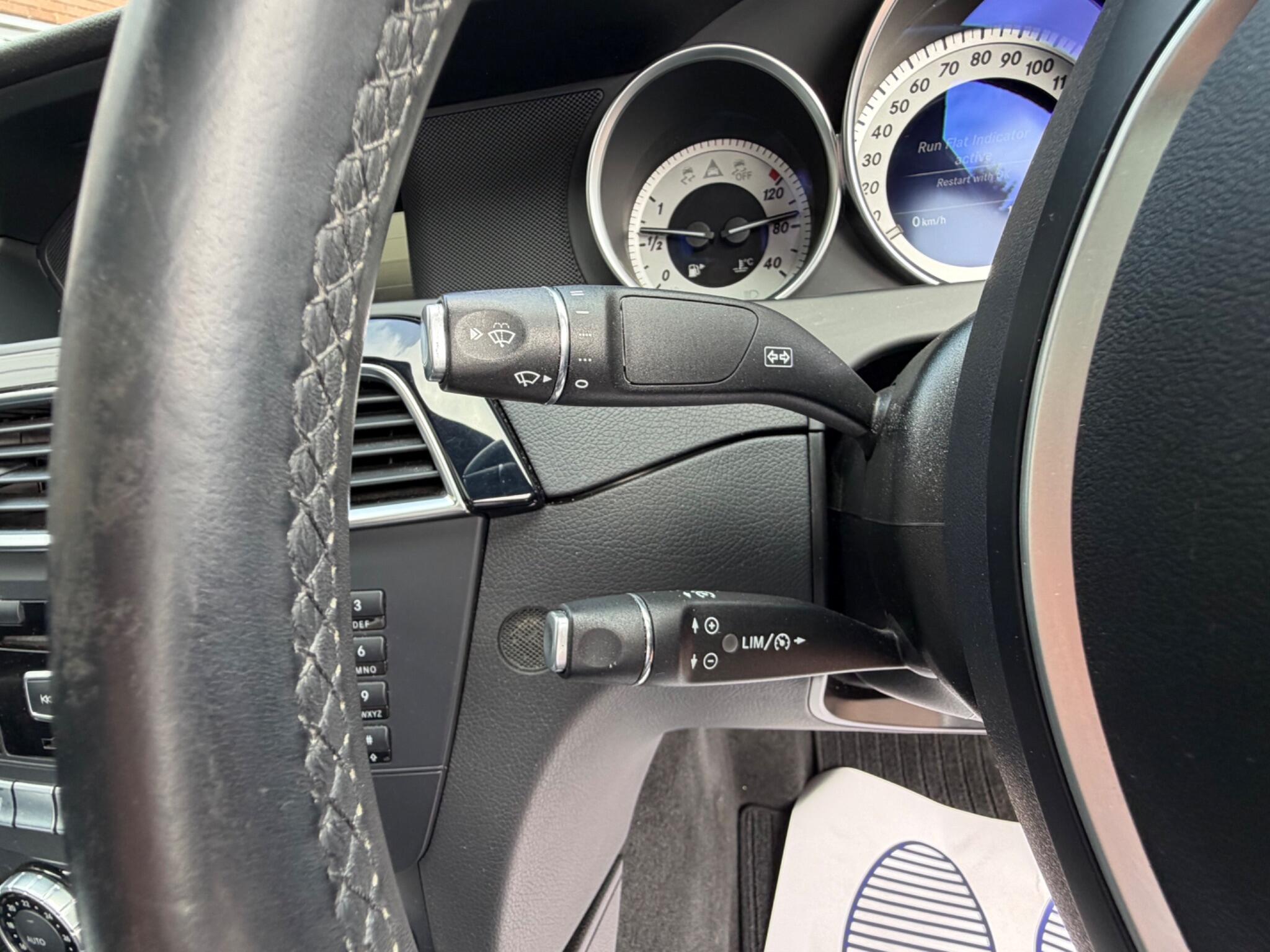 Mercedes-Benz C-Class view 83