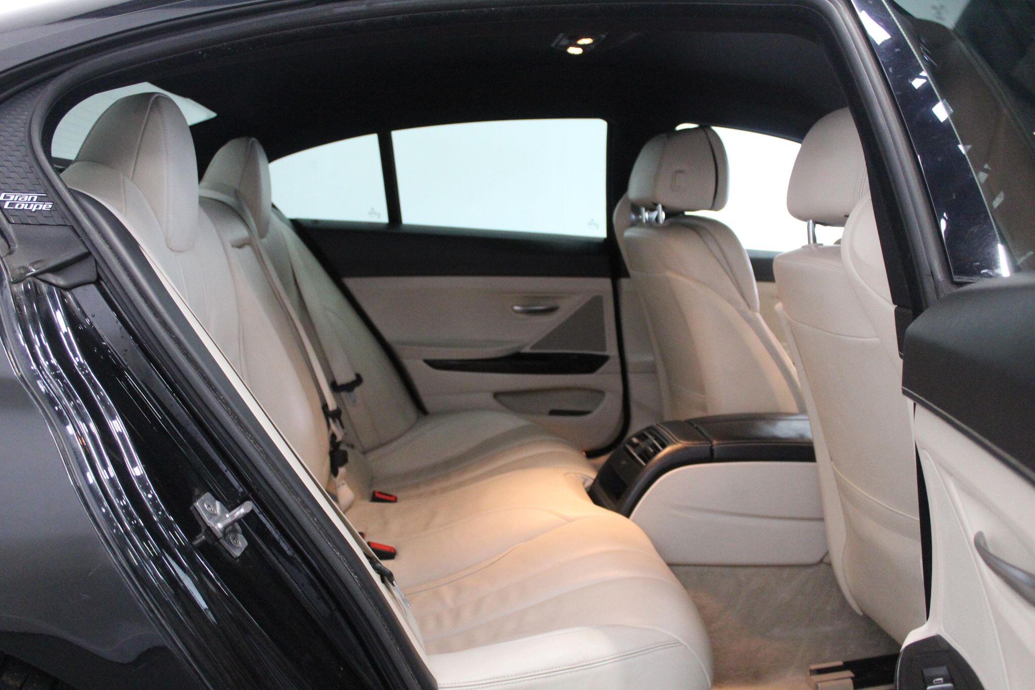BMW 6 Series view 52
