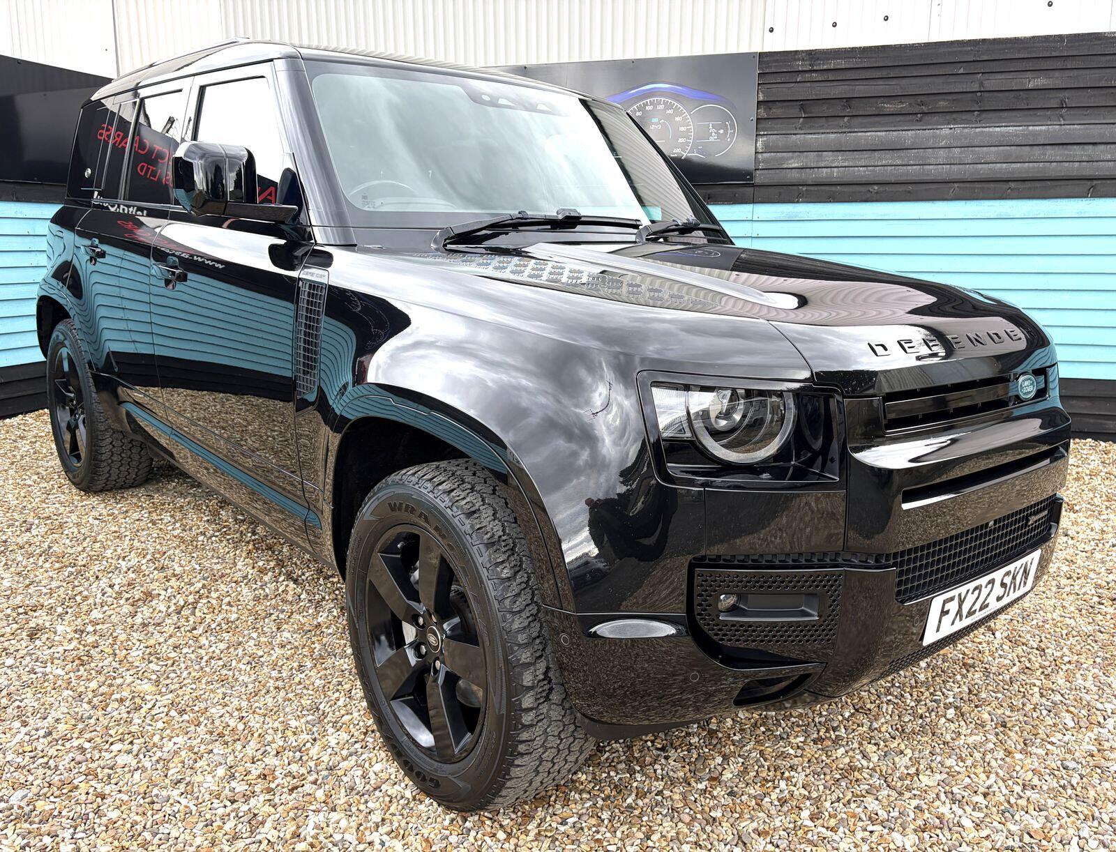 Land Rover Defender view 4