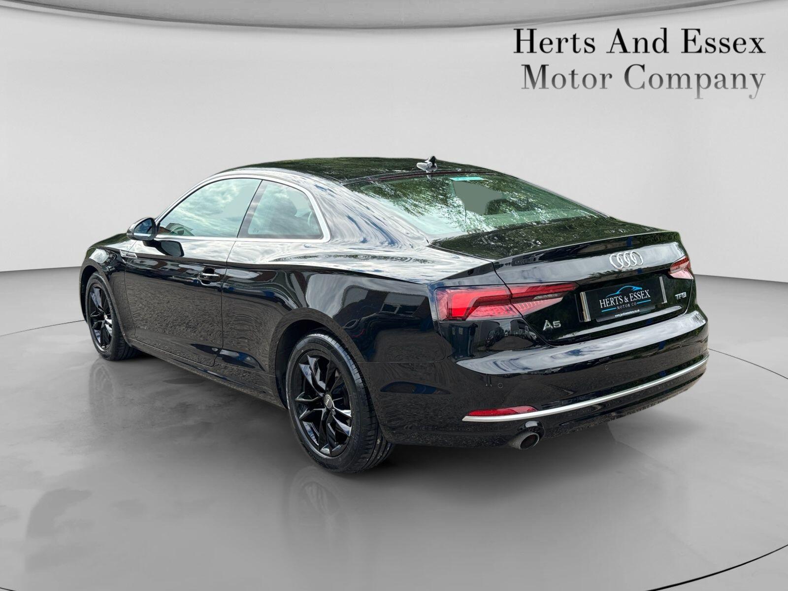 Audi A5 view 4