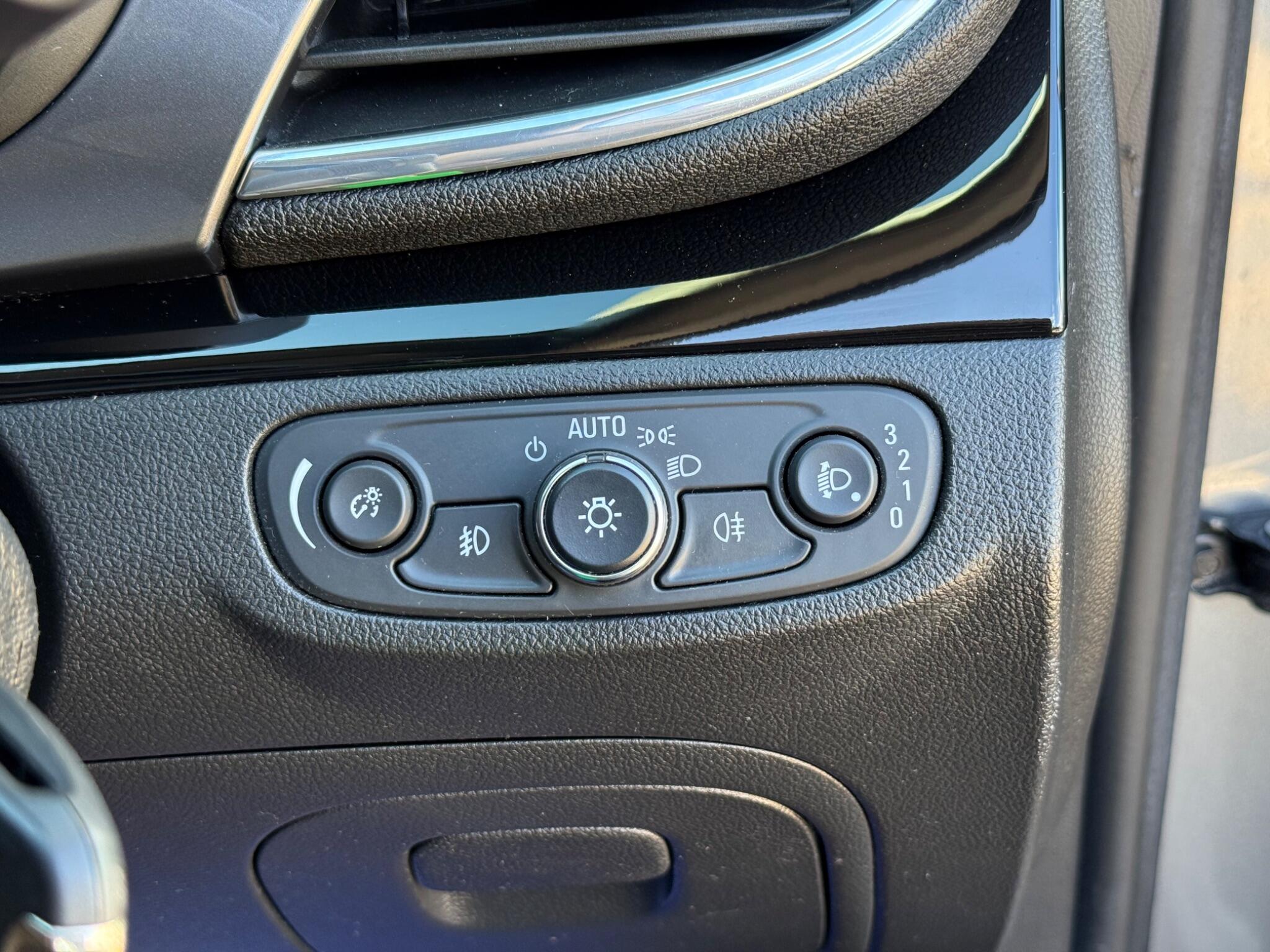 Vauxhall Mokka X view 27