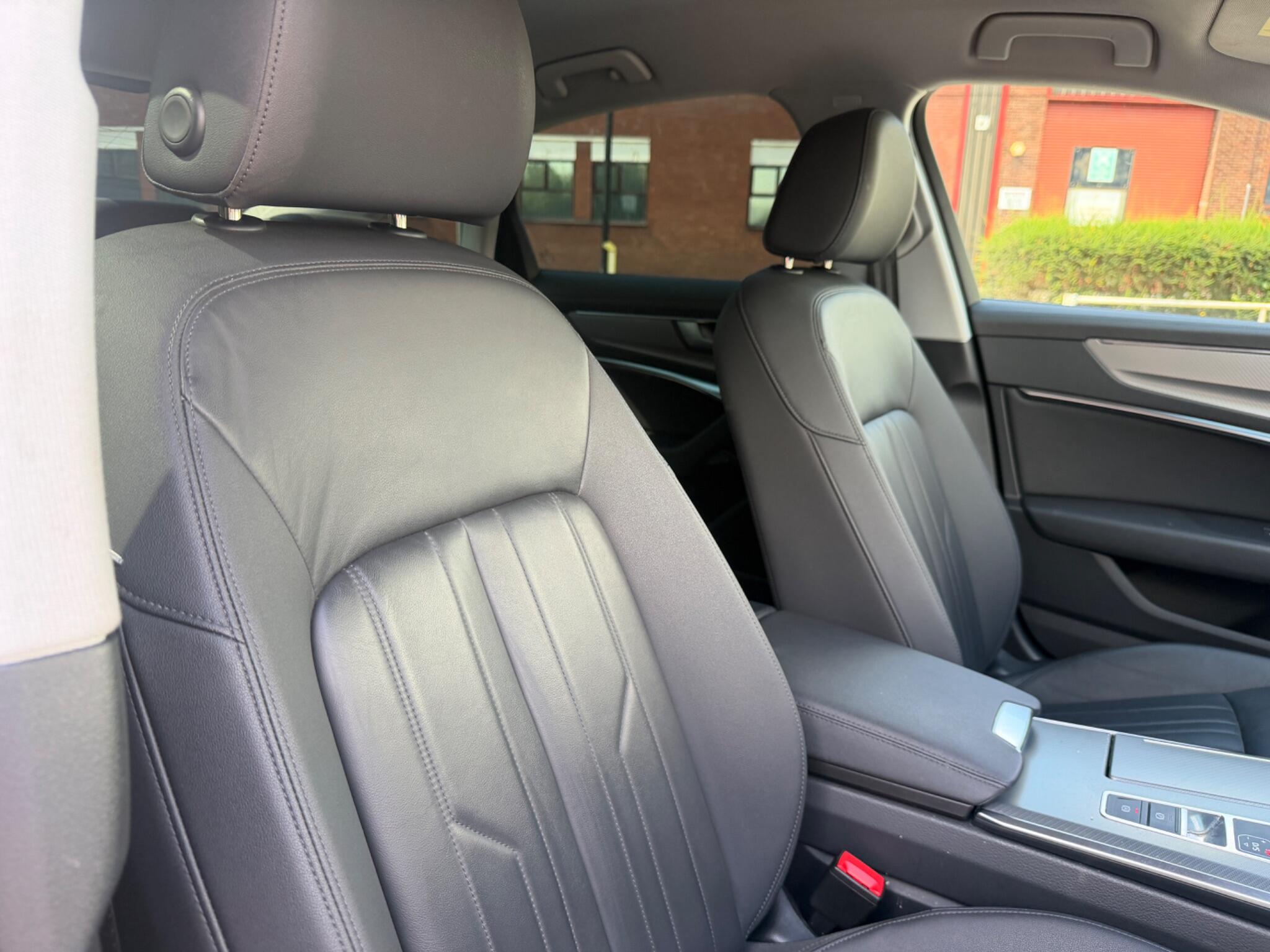 Audi A6 Saloon view 42