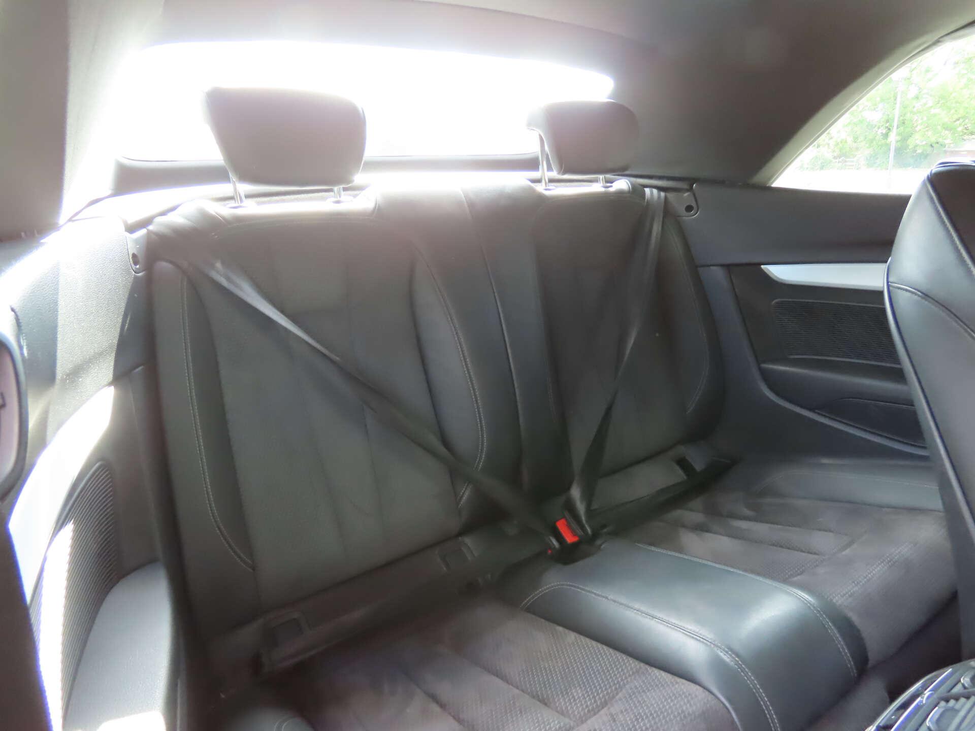 Audi A5 view 11