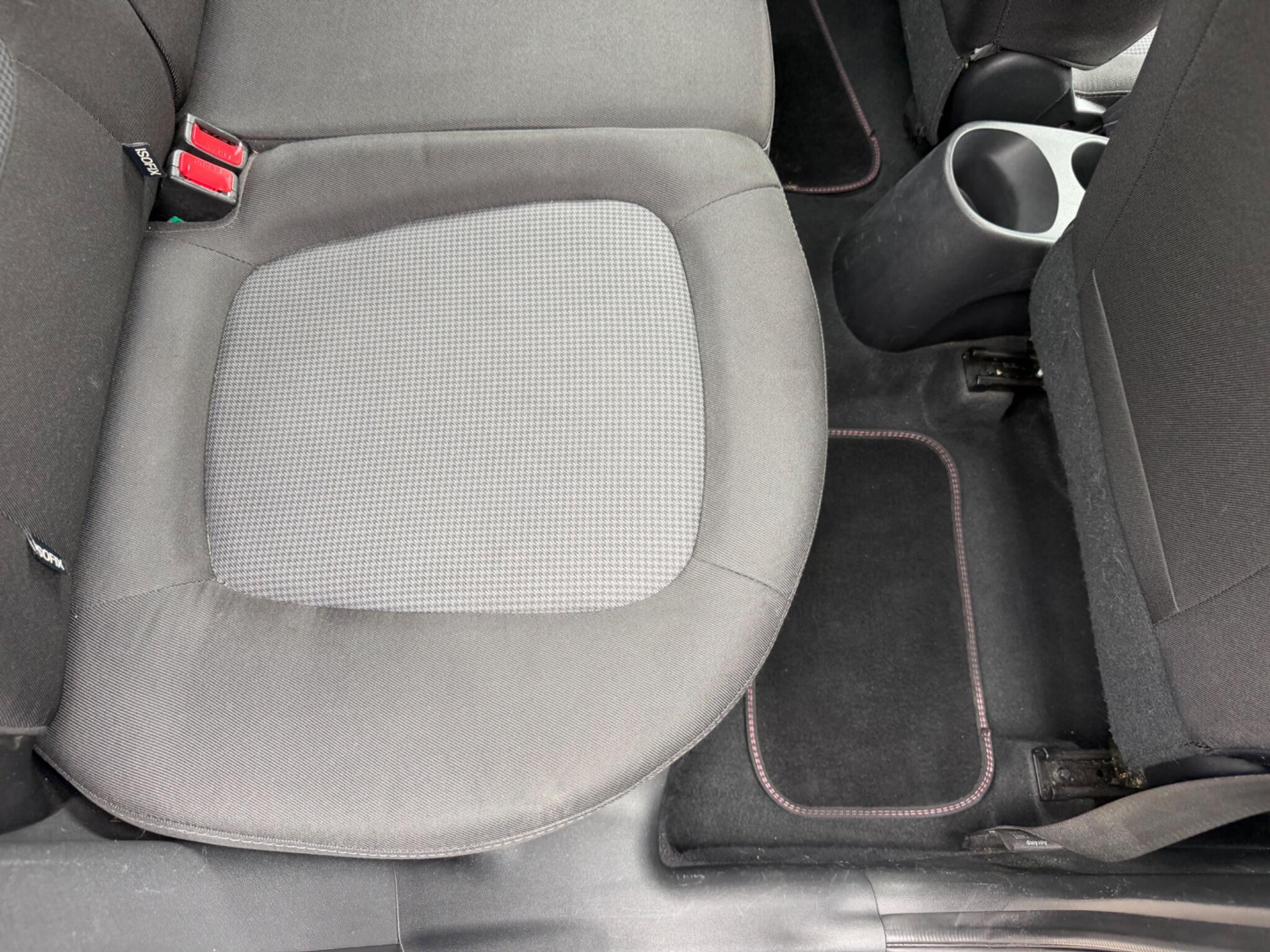 Hyundai i20 view 22