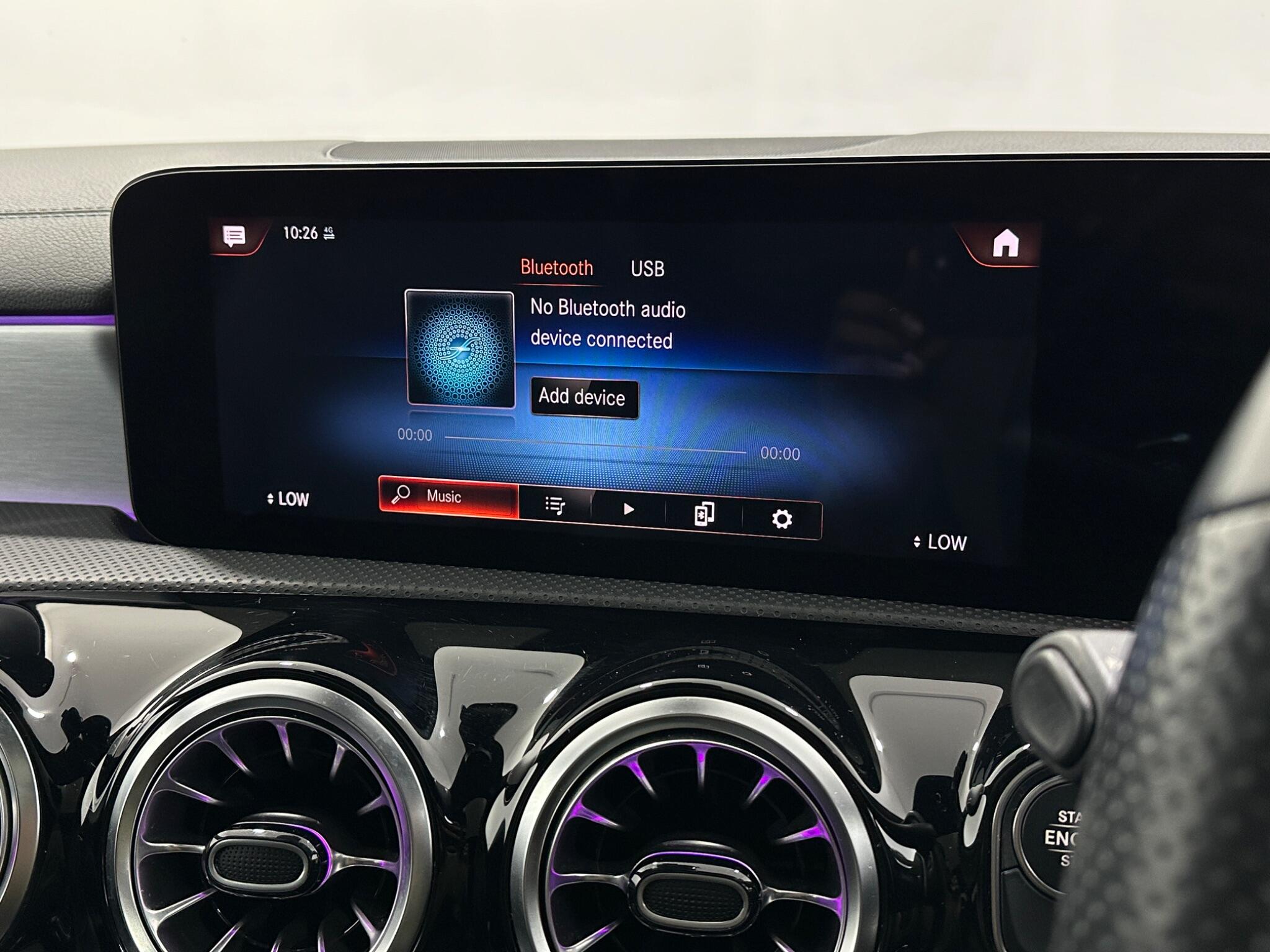 Mercedes-Benz Cla view 27