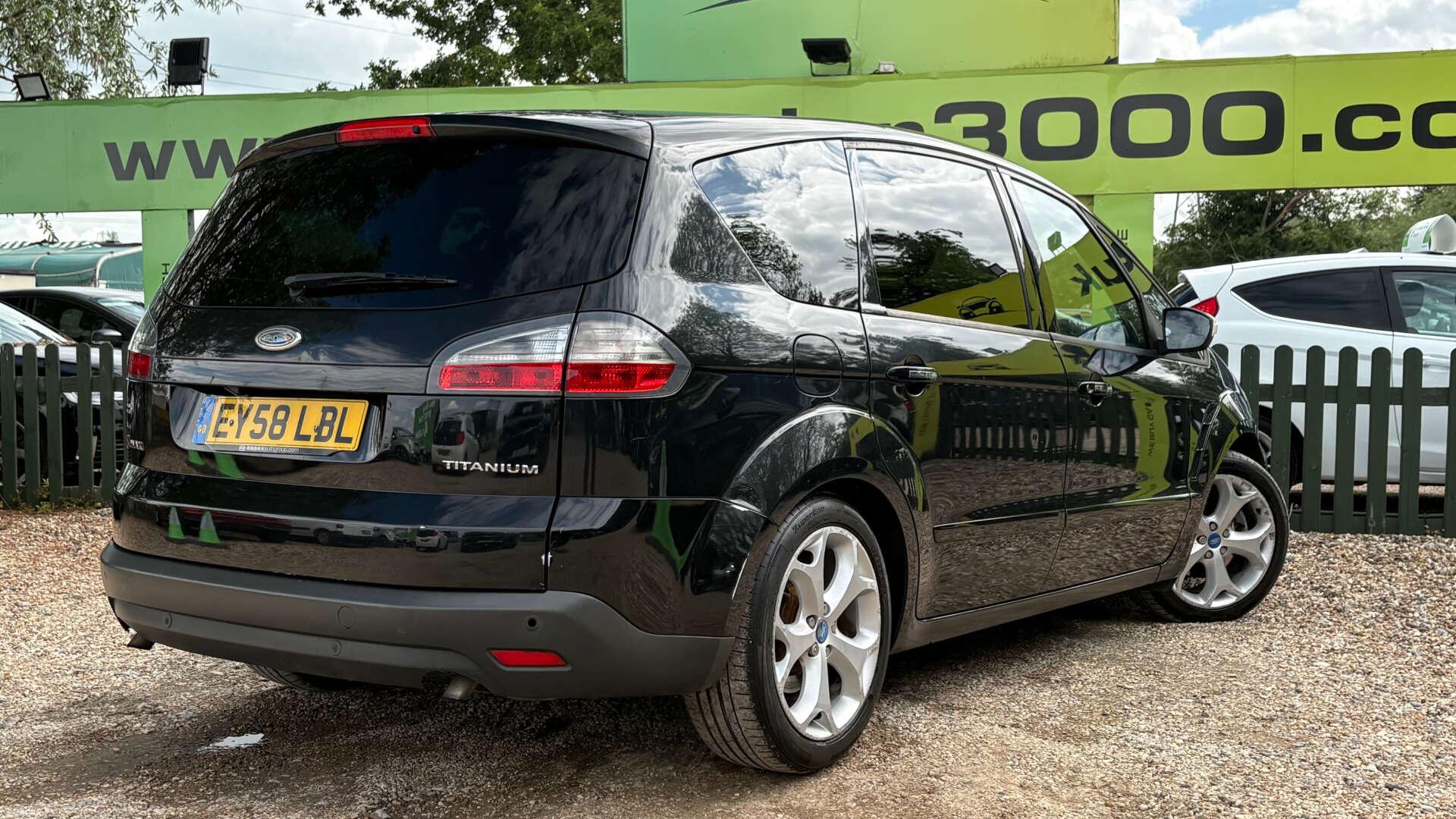 Ford S-Max view 6