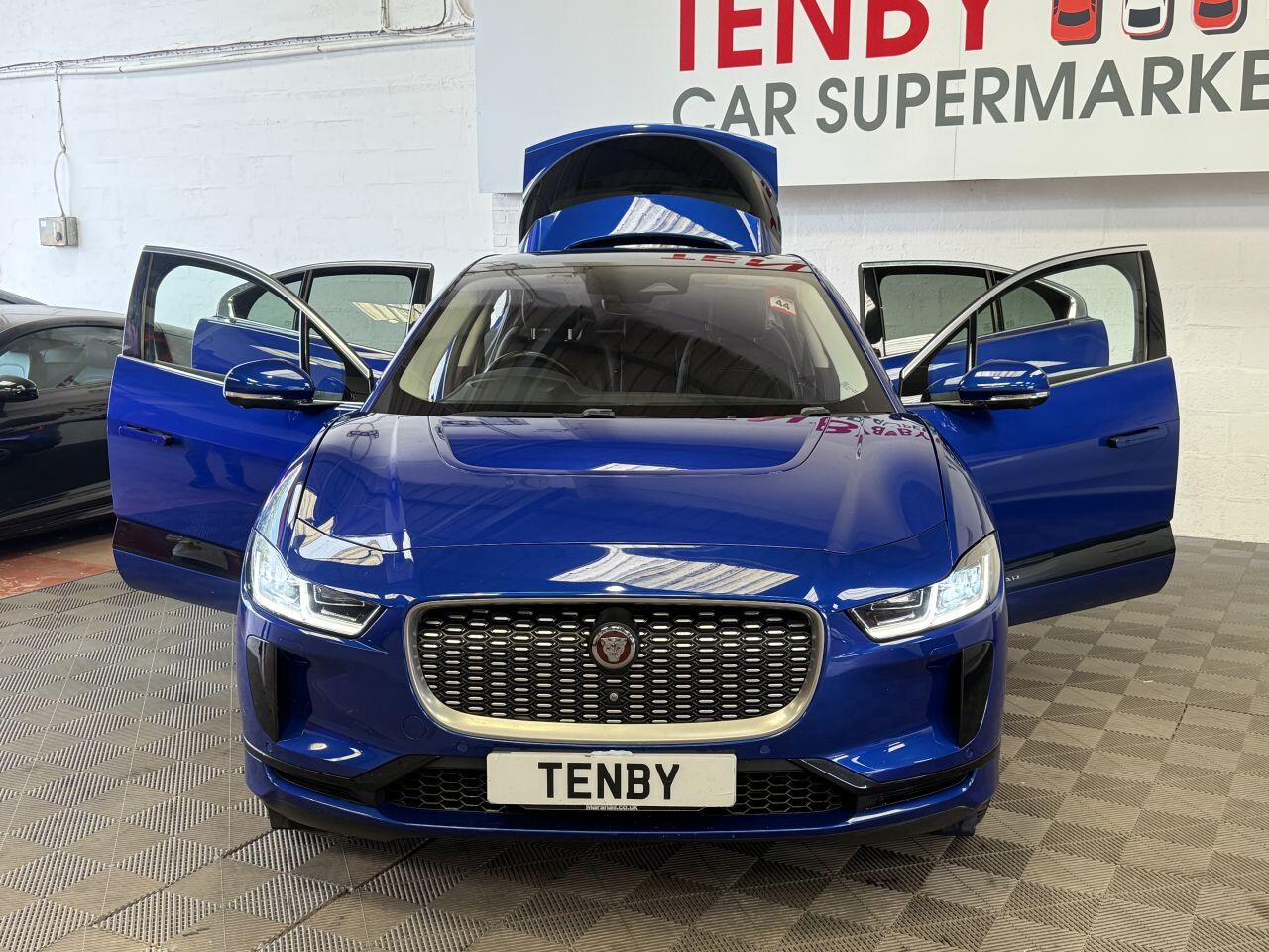 Jaguar I-Pace view 12