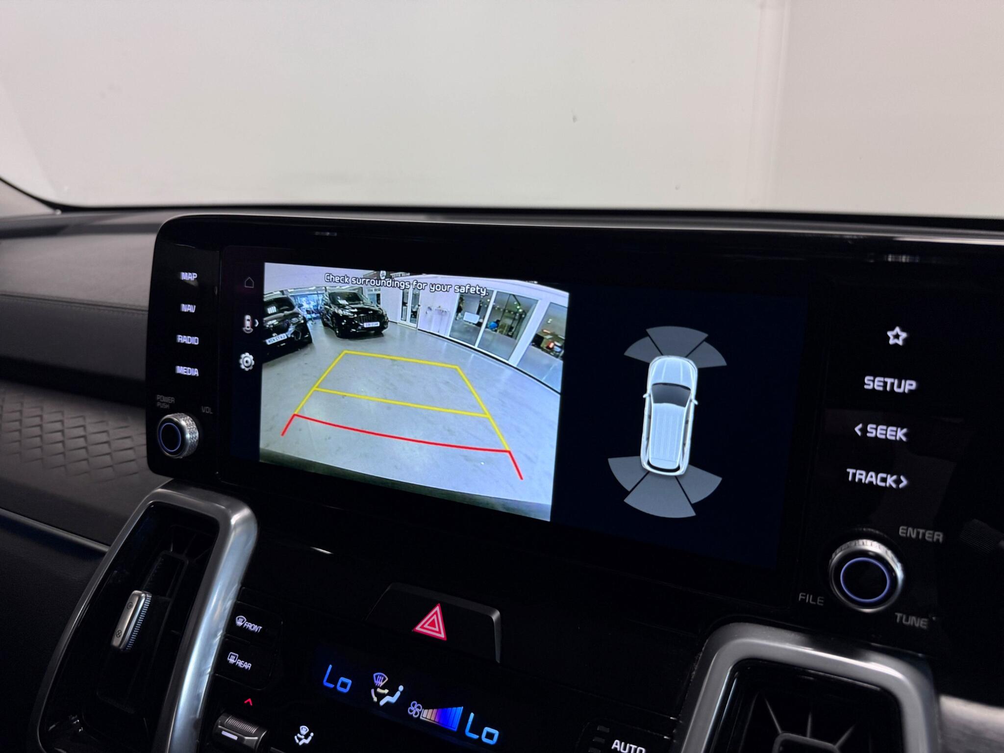 Kia Sorento view 11