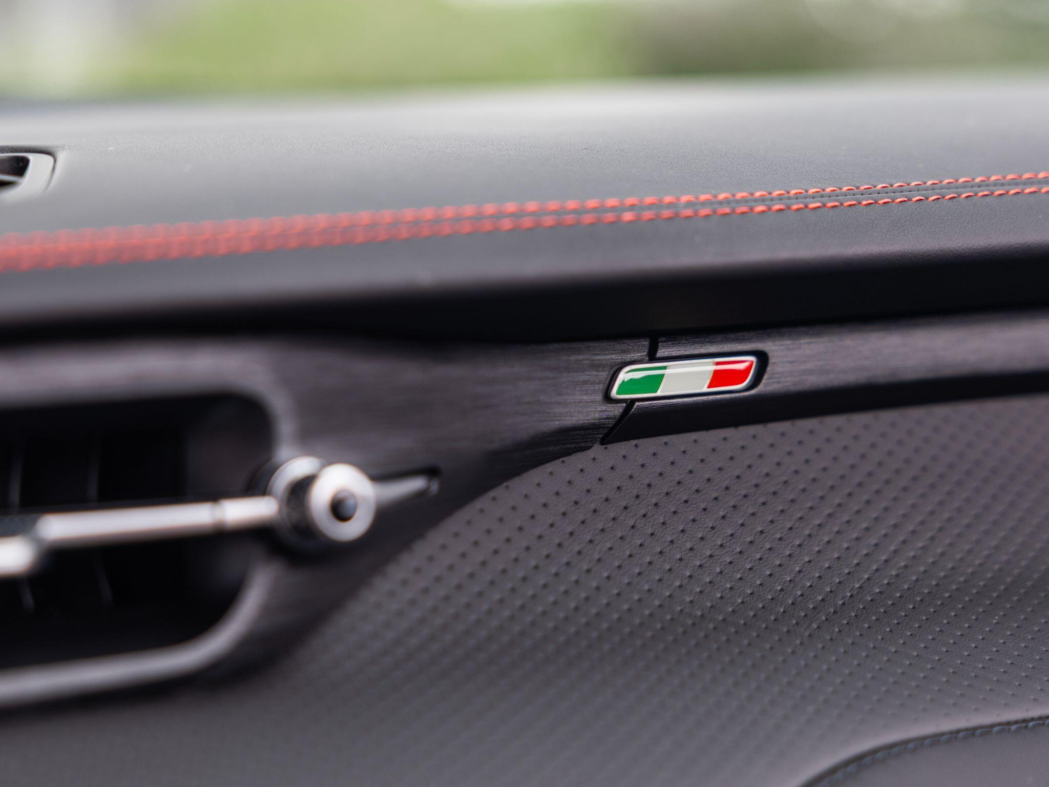 Maserati Grancabrio view 31