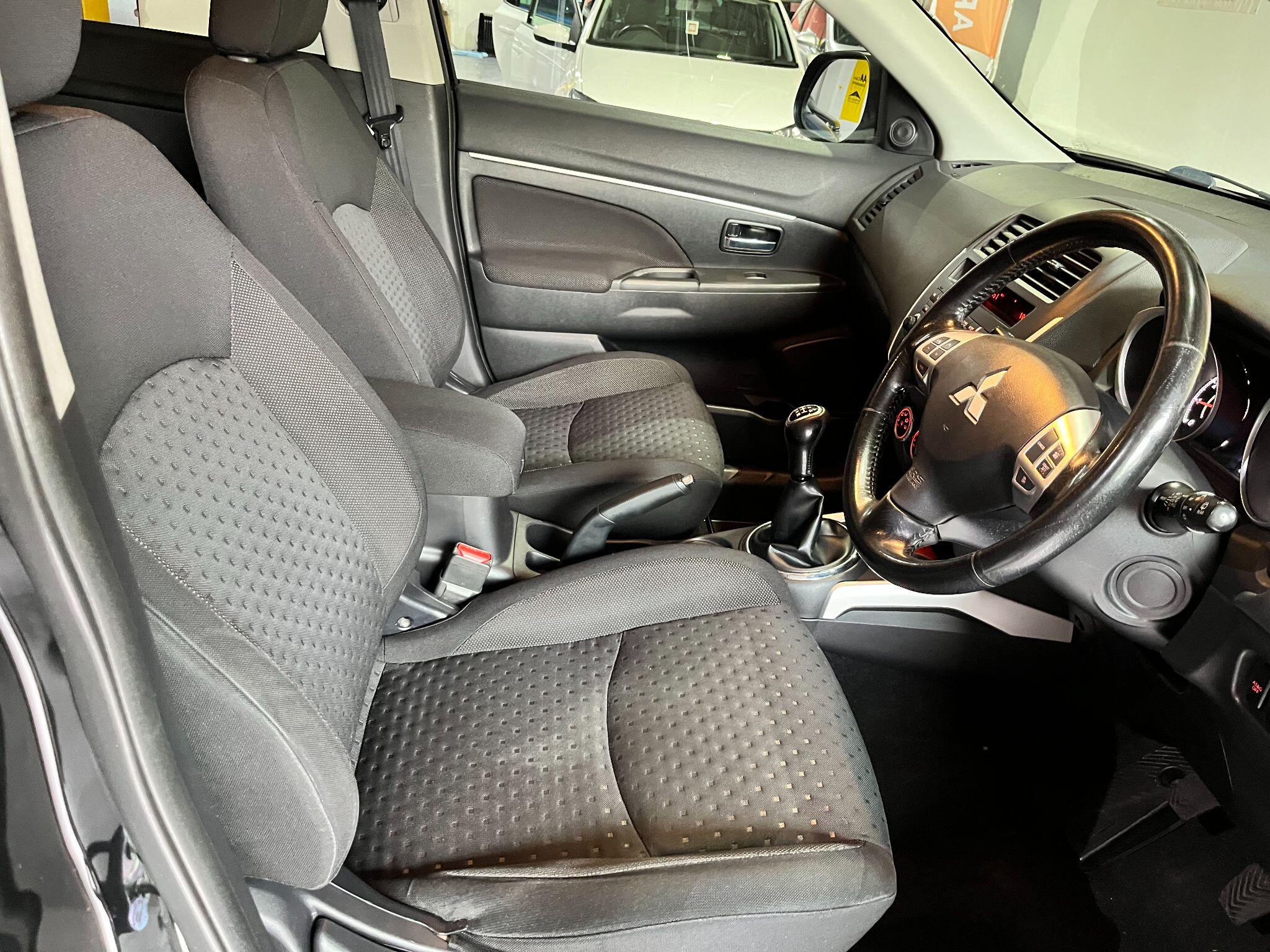 Mitsubishi Asx view 13