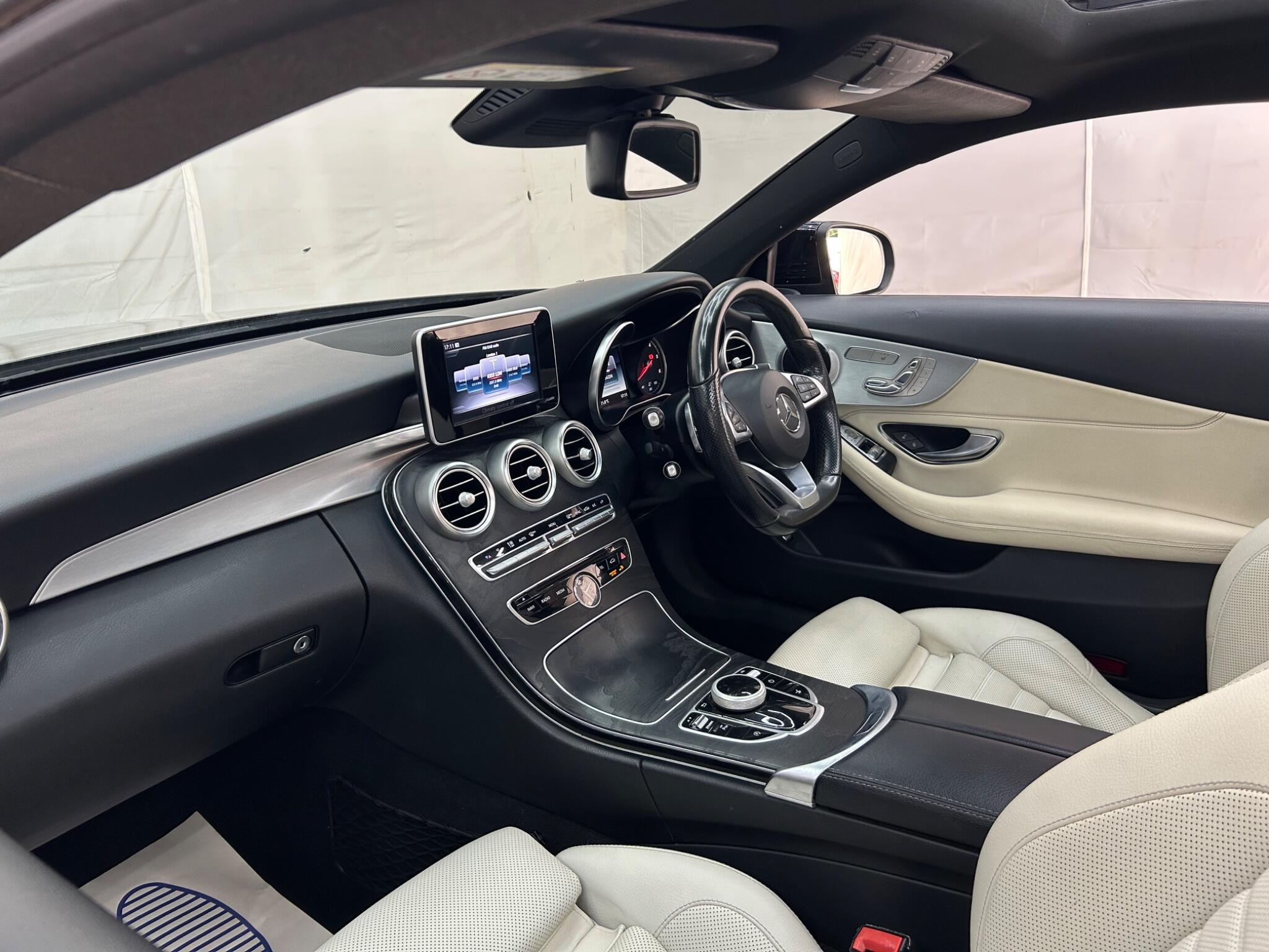 Mercedes-Benz C-Class view 15