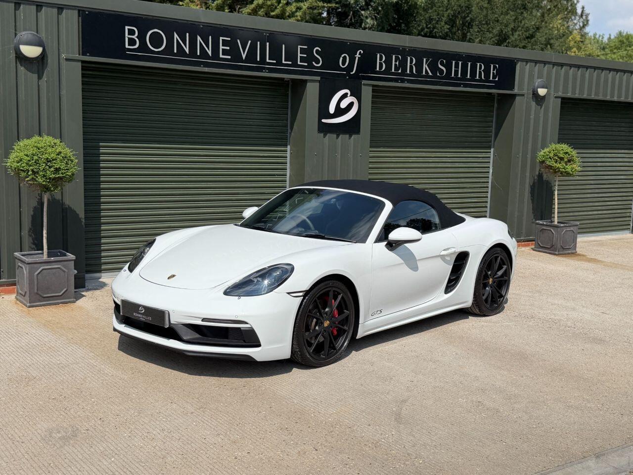 Porsche 718 Boxster main image