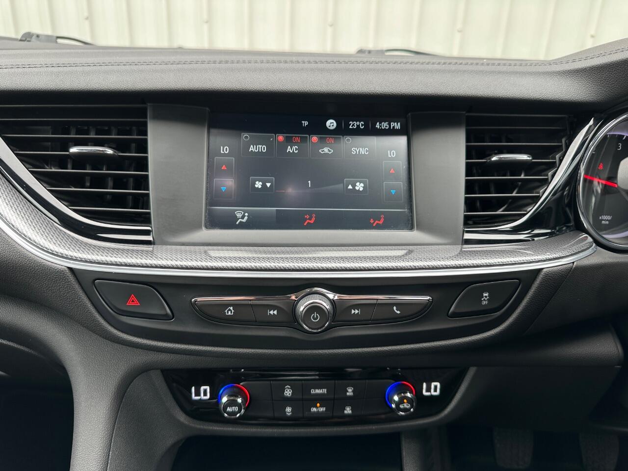 Vauxhall Insignia view 15