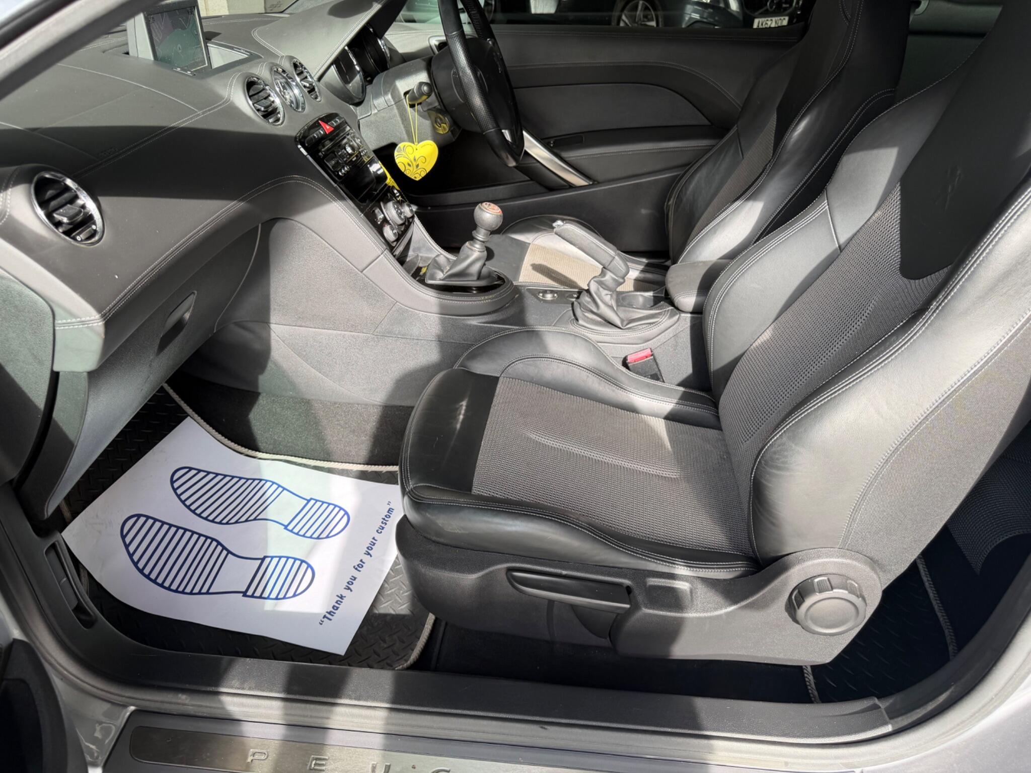 Peugeot RCZ view 48