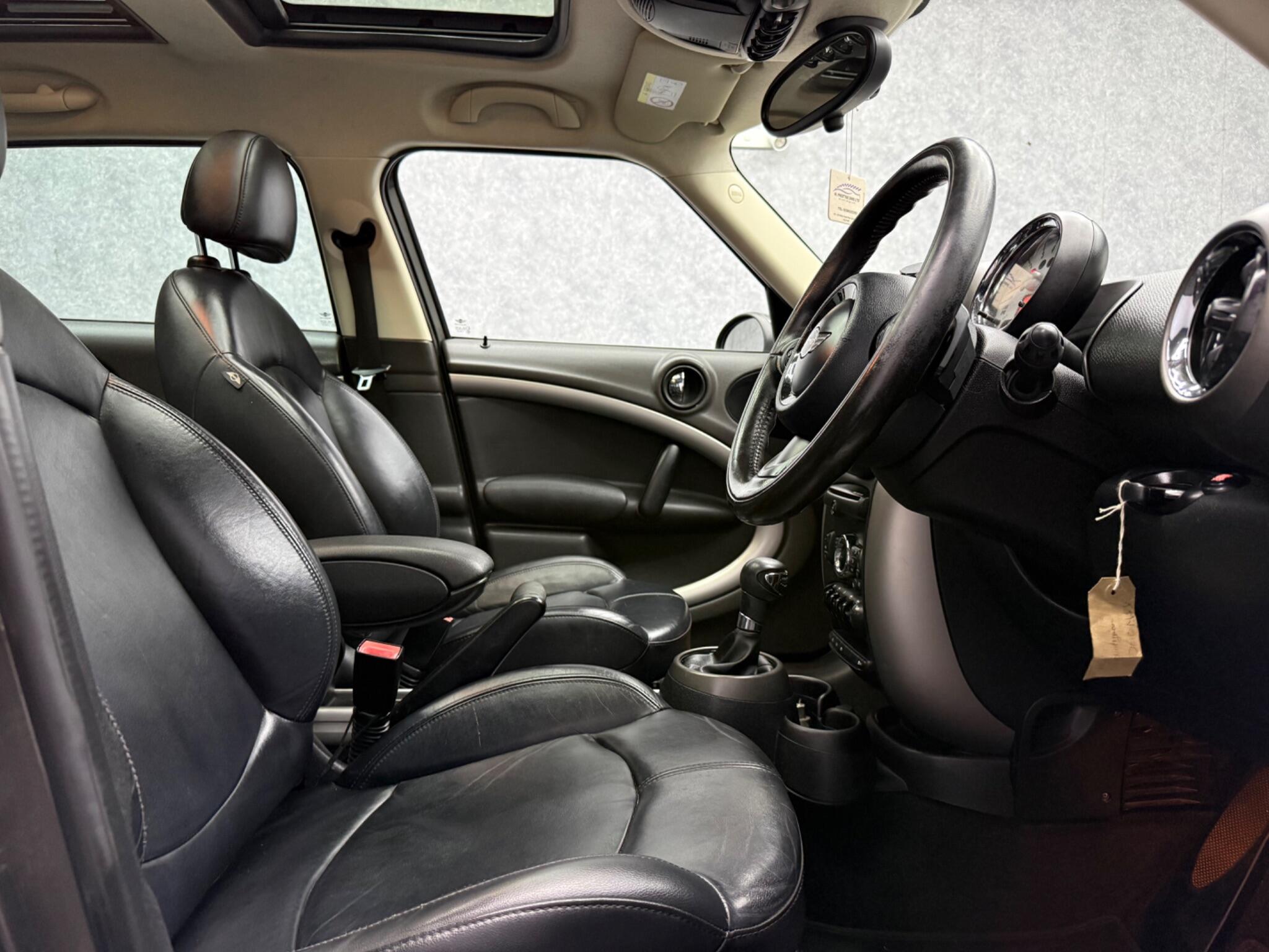 Mini Countryman view 7
