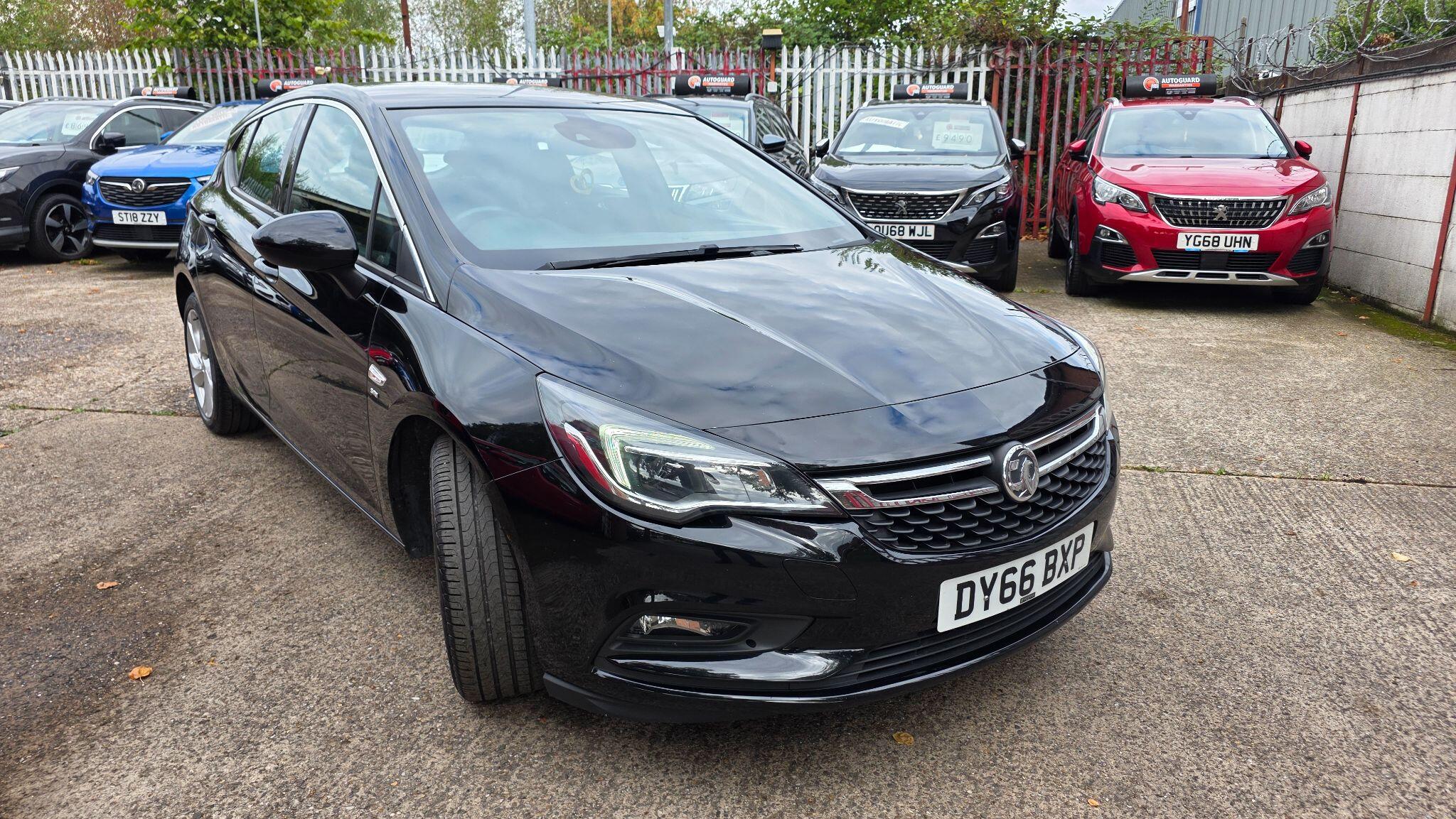 Vauxhall Astra view 9