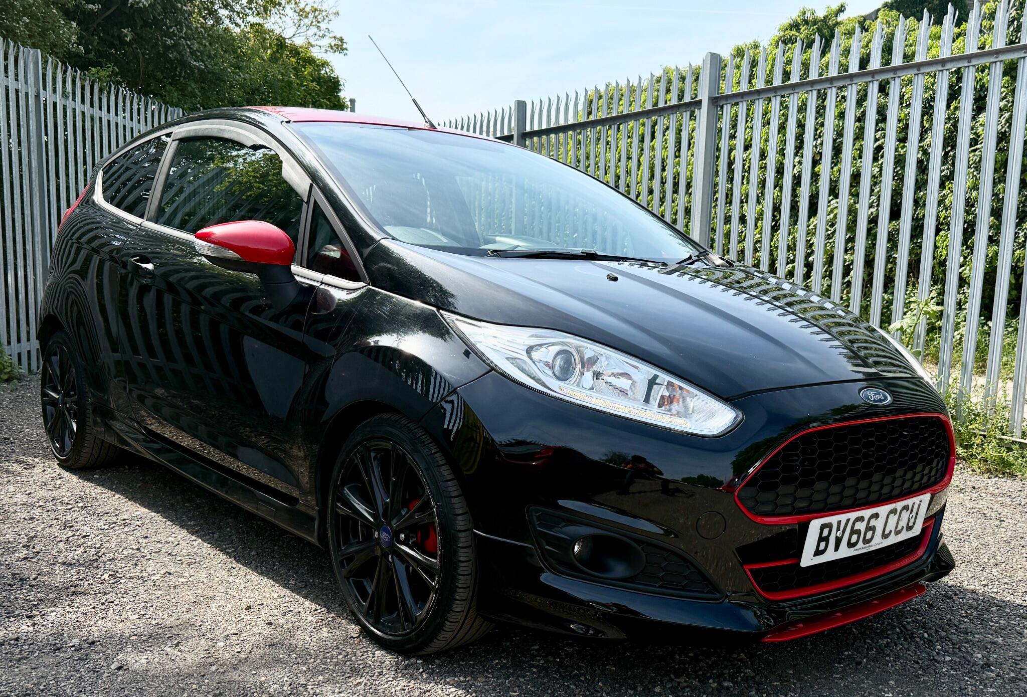 2016 Ford Fiesta image 5