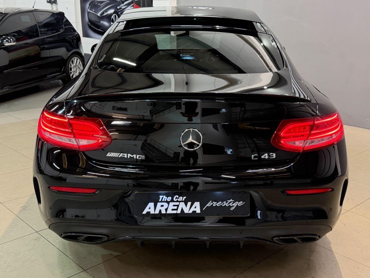 Mercedes-Benz C Class view 8