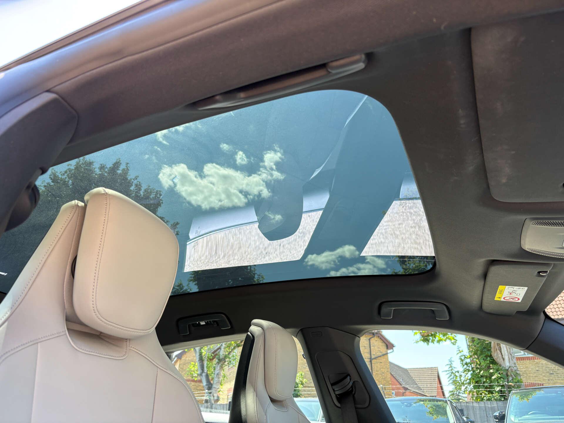 Porsche Taycan view 28