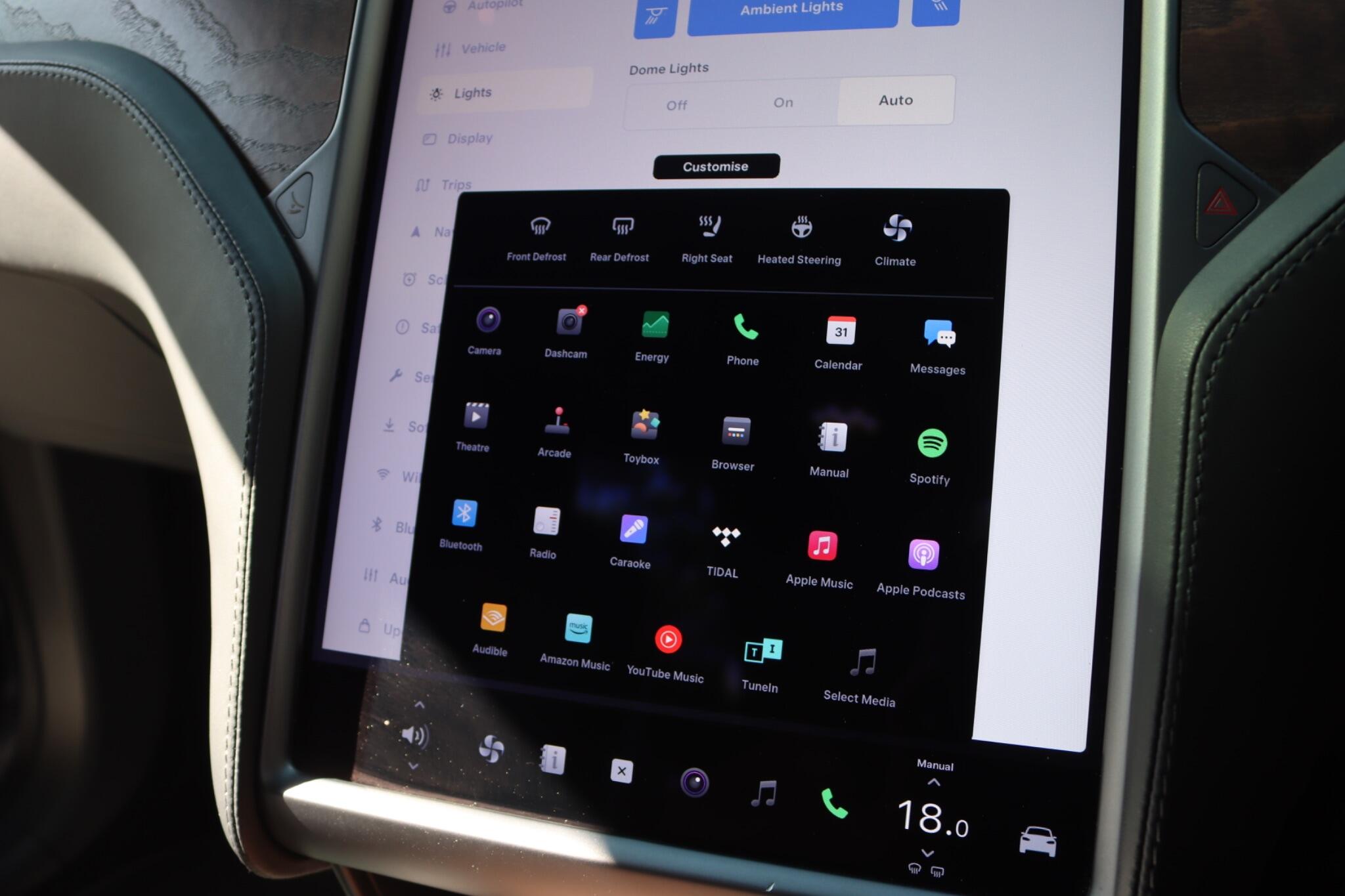 Tesla Model X view 55