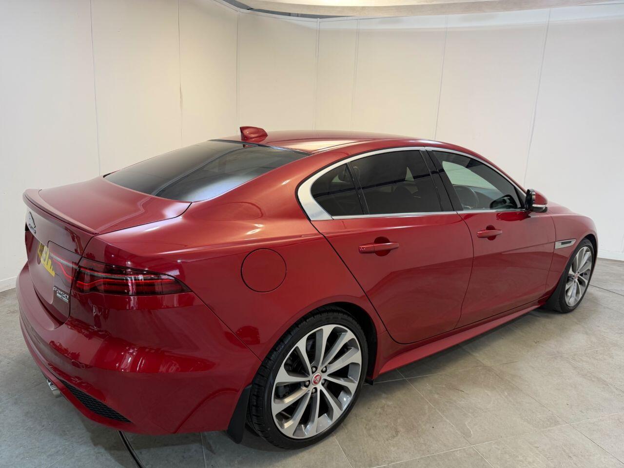 Jaguar Xe view 62