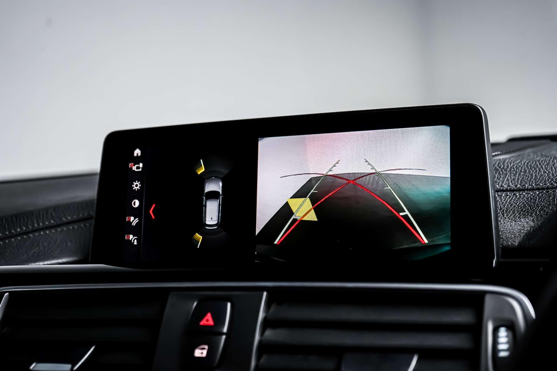 BMW 3 Series view 3
