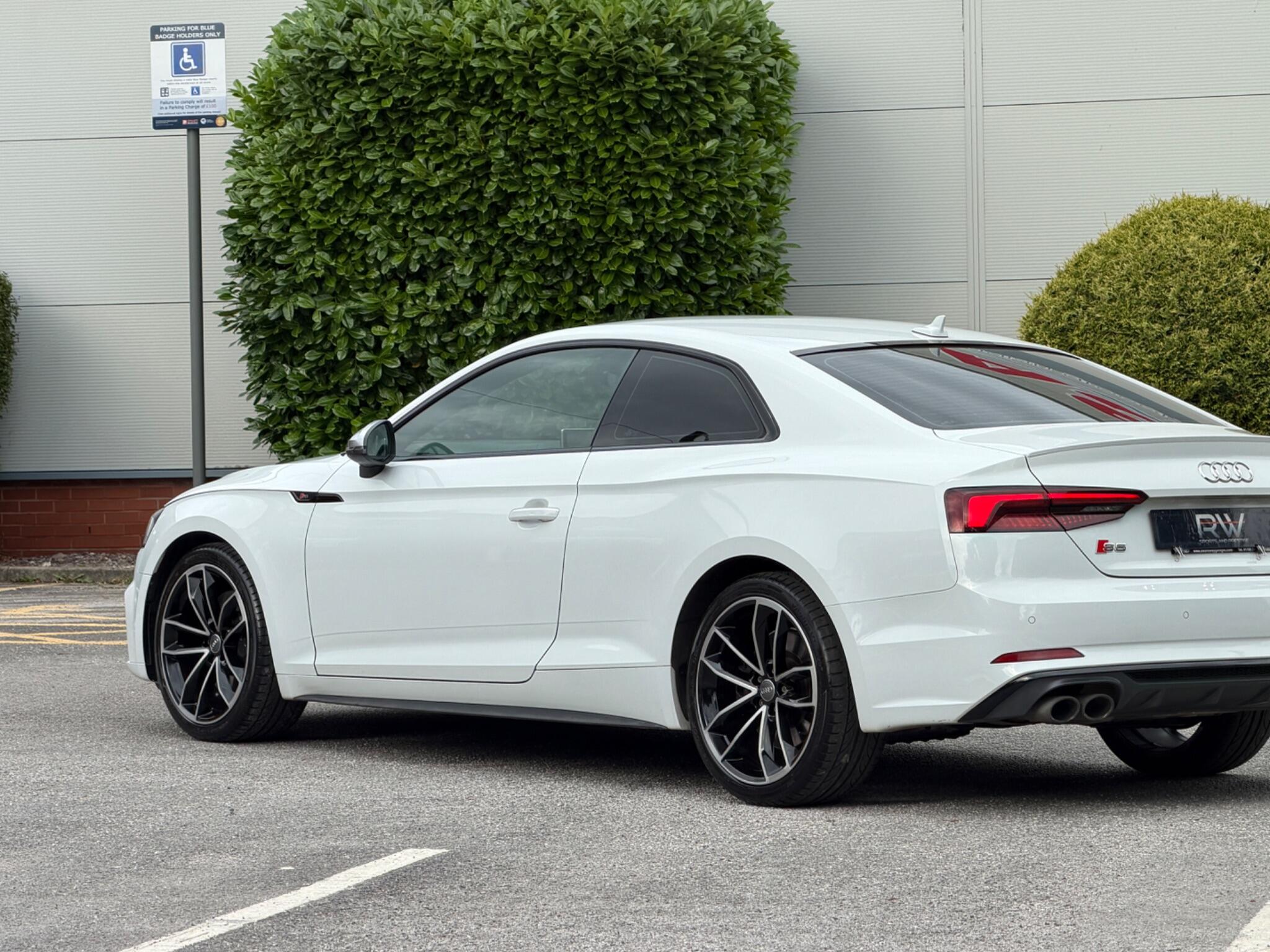 Audi S5 view 62