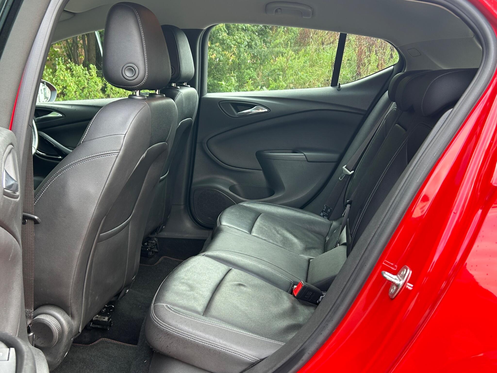 Vauxhall Astra view 17