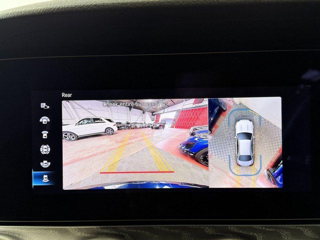 Mercedes-Benz E Class view 42