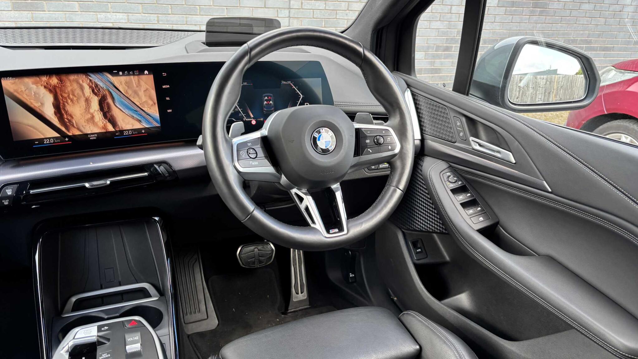BMW 2 Series view 4