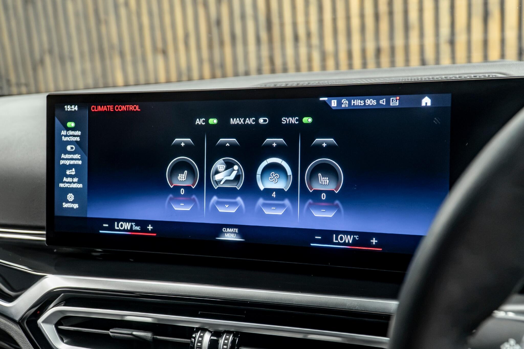 BMW 2 Series view 30