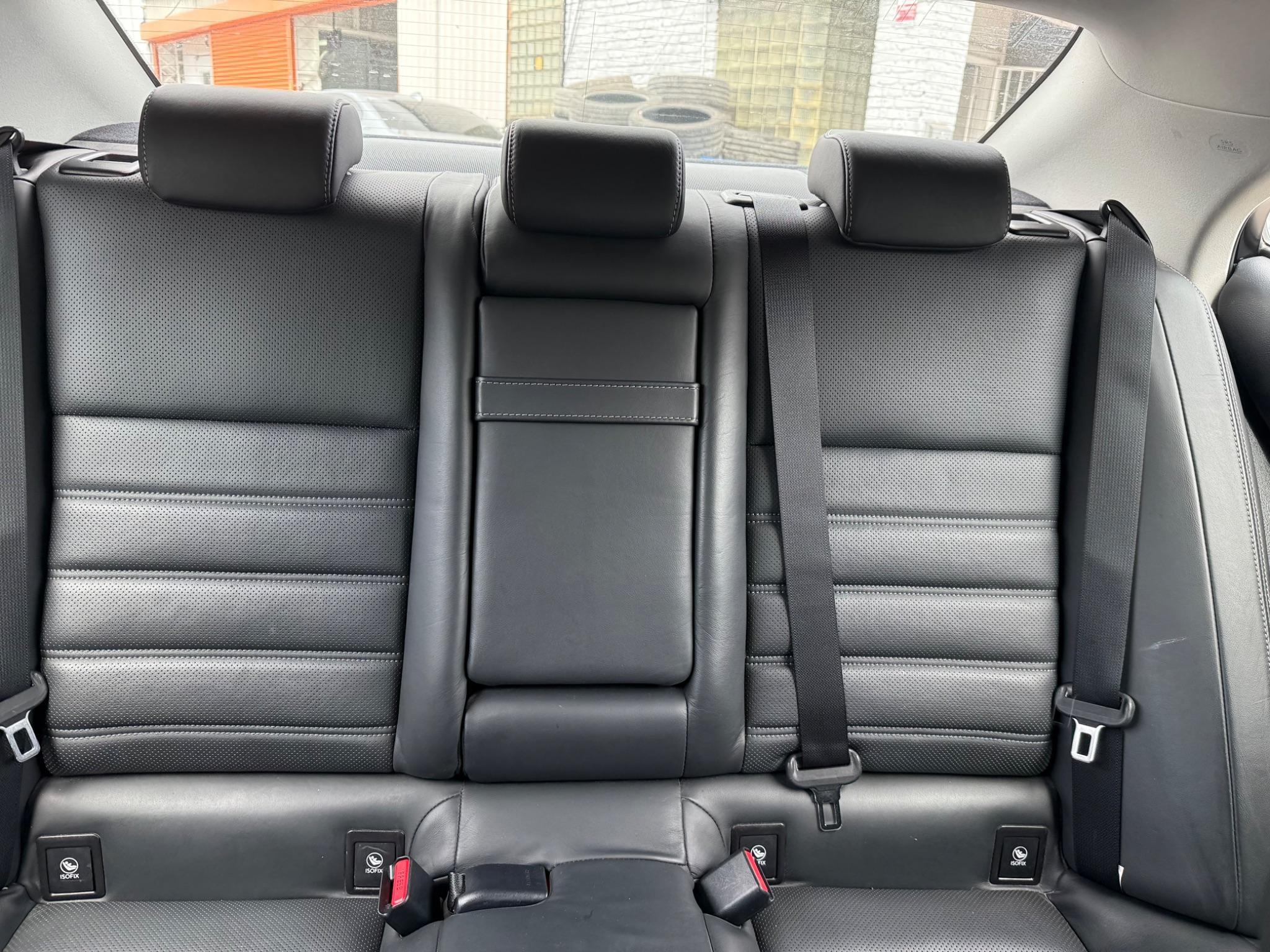 Lexus Is view 28