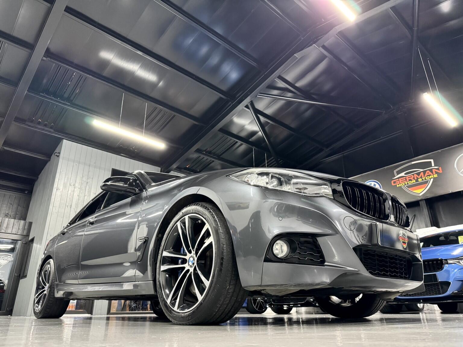 BMW 3 Series view 7