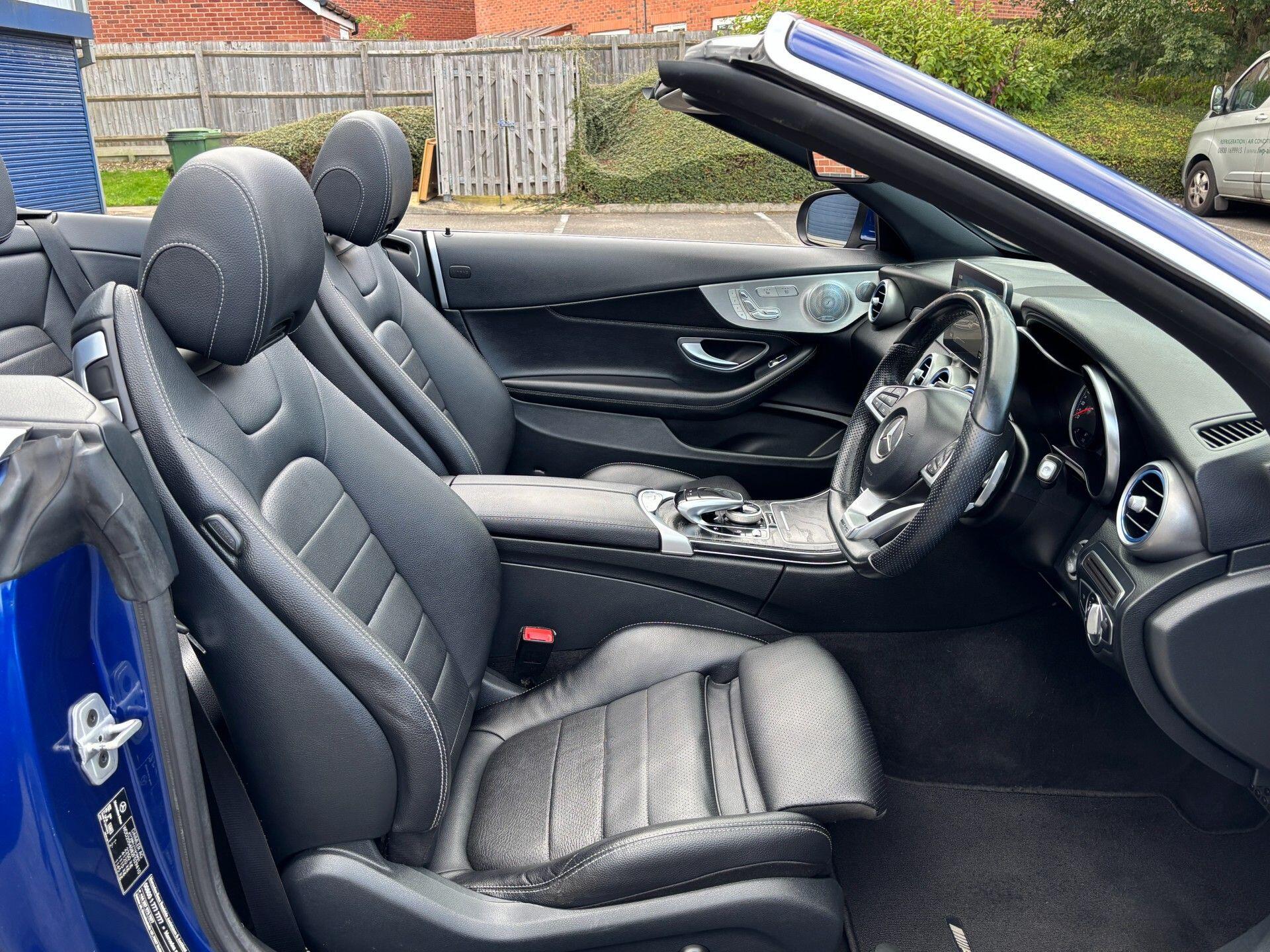 Mercedes-Benz C-Class view 23