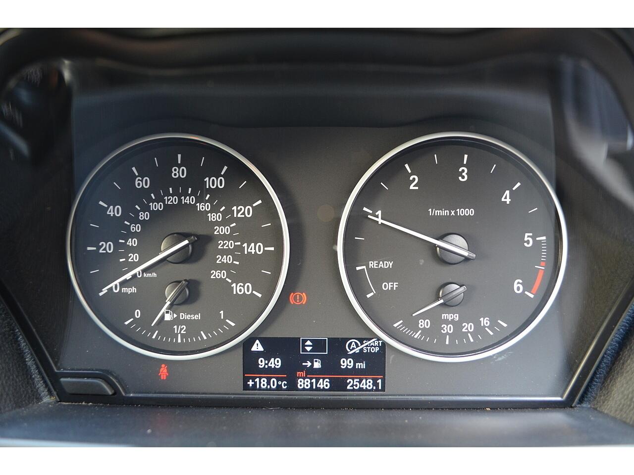 BMW 1 Series view 18