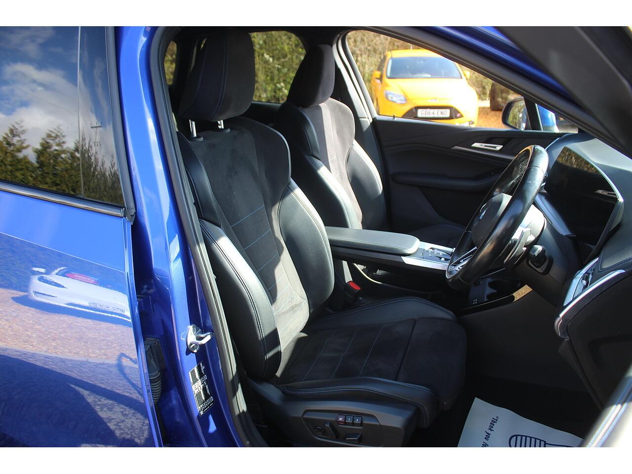 BMW 2 Series Active Tourer view 15