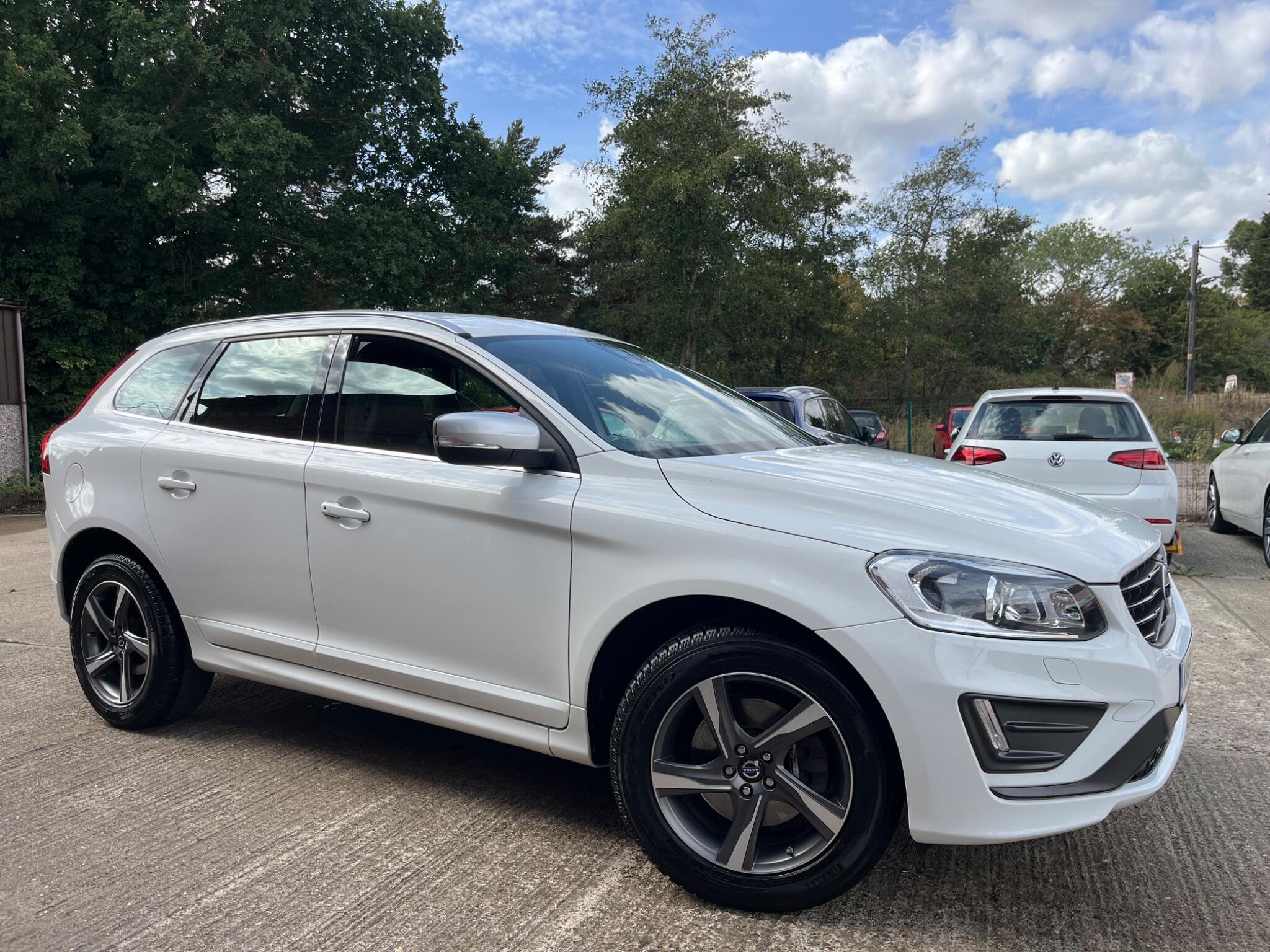 2014 Volvo XC60 in White for sale