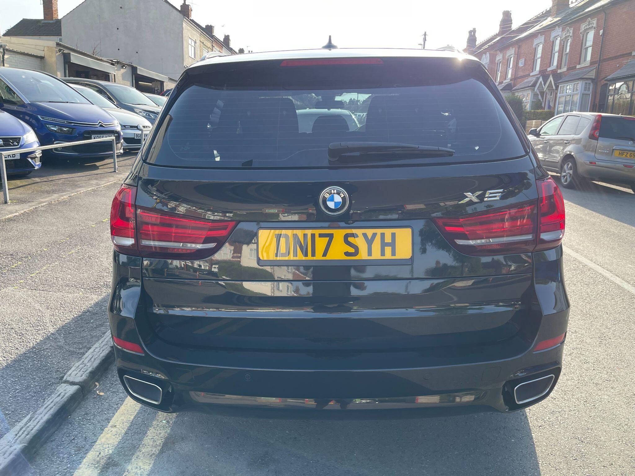 BMW X5 view 23
