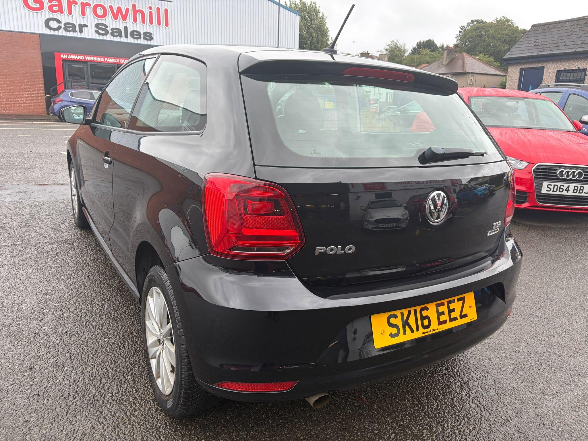 Volkswagen Polo view 5
