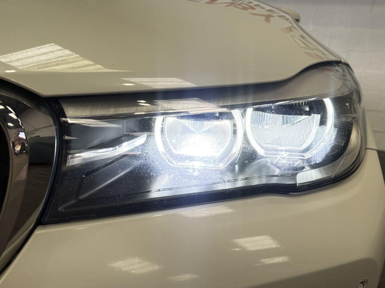BMW 7 Series view 27