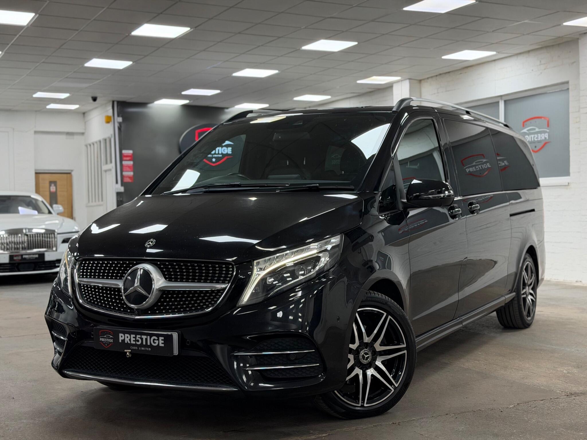 Mercedes-Benz V-Class view 21