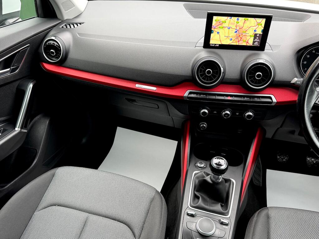 Audi Q2 view 31