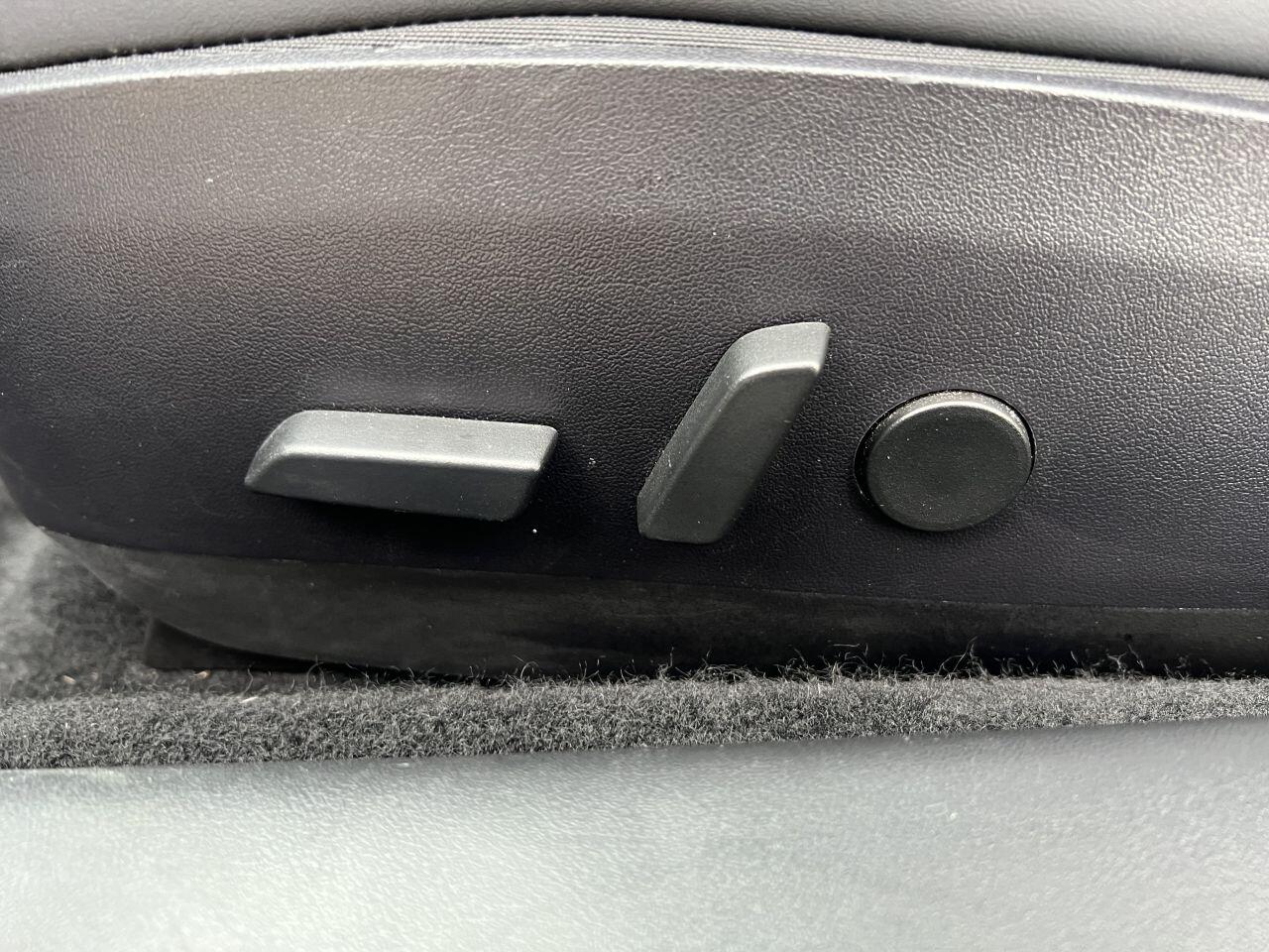 Tesla Model 3 view 27