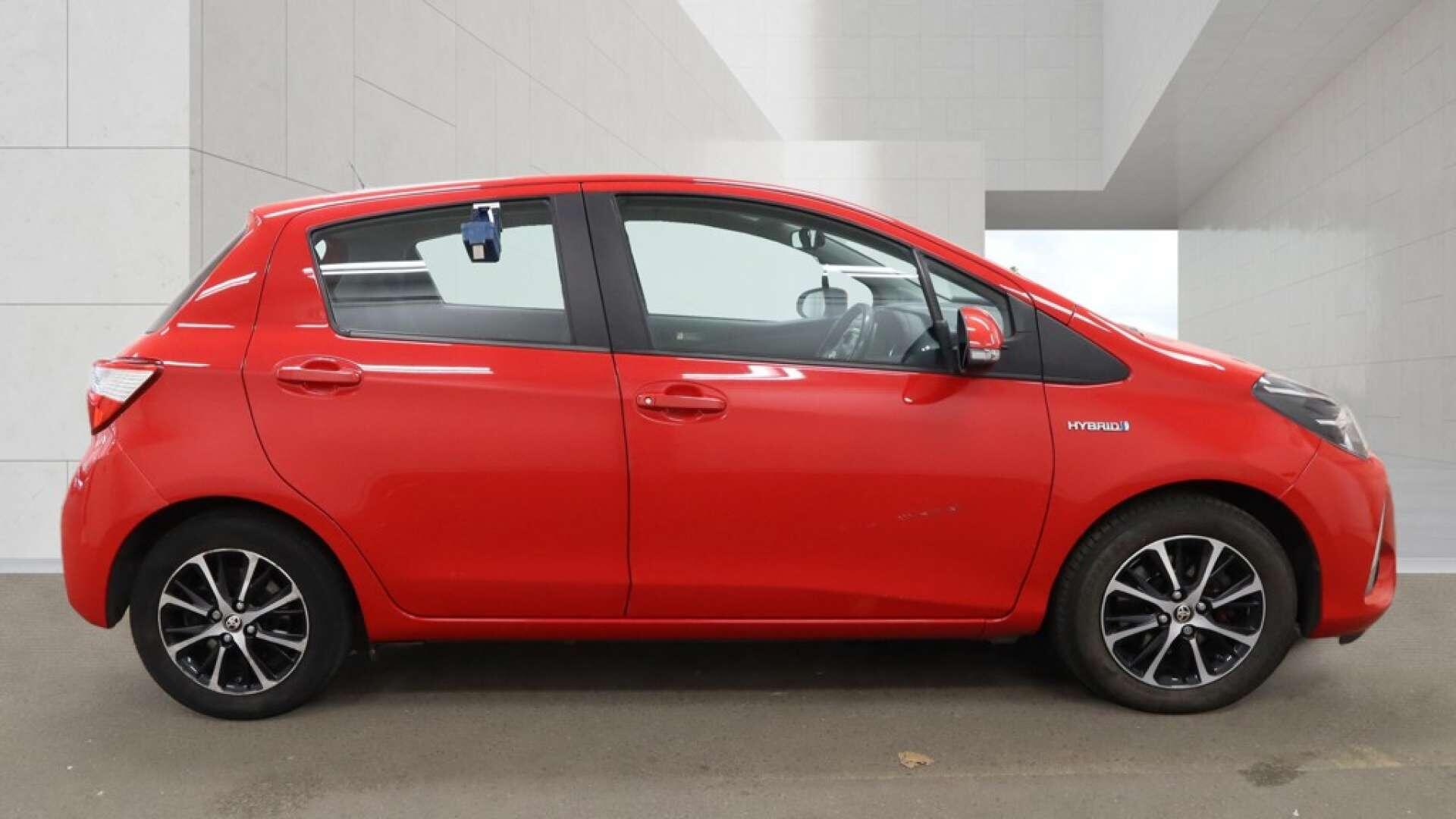 Toyota Yaris view 5