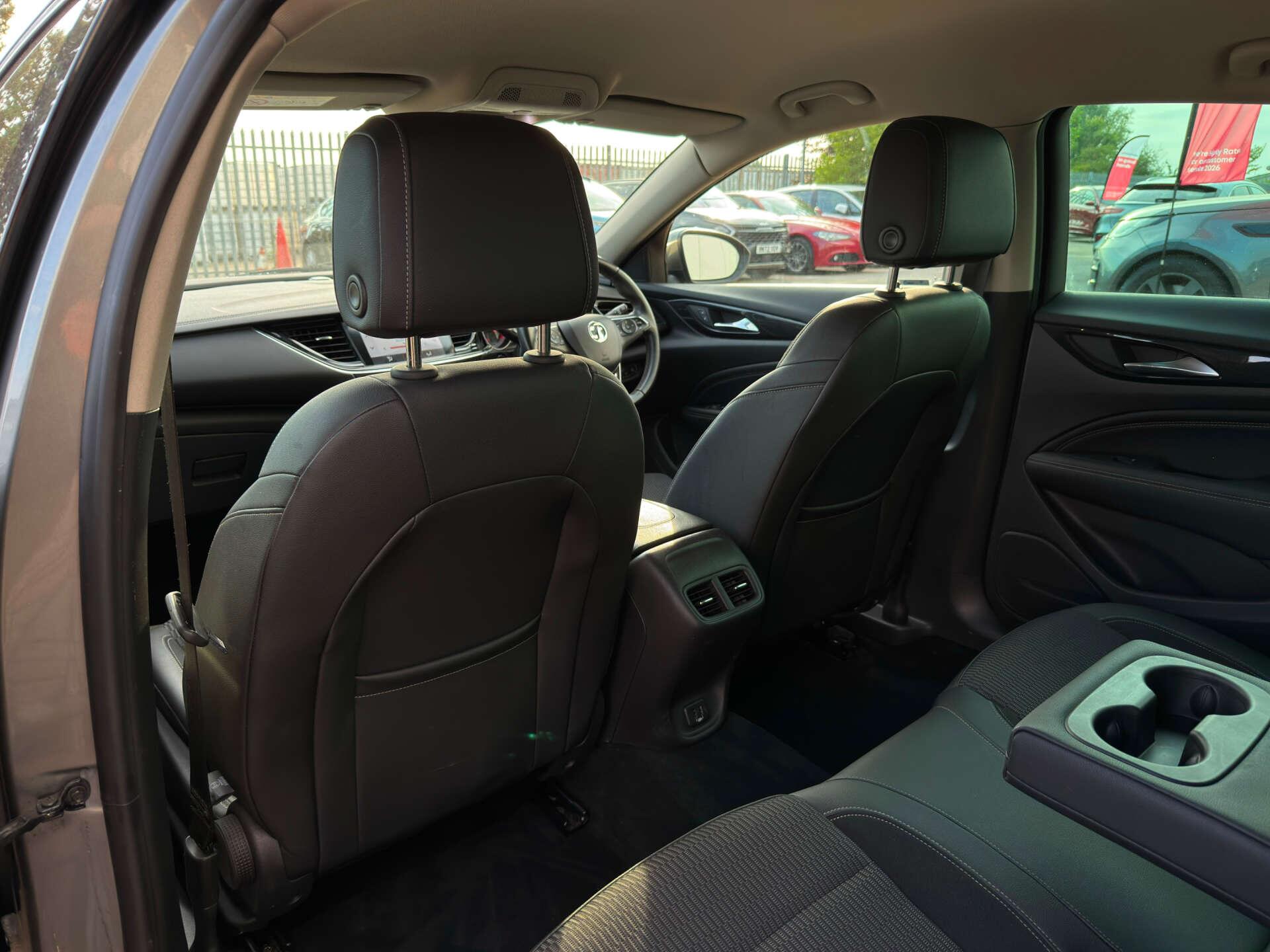 Vauxhall Insignia view 40