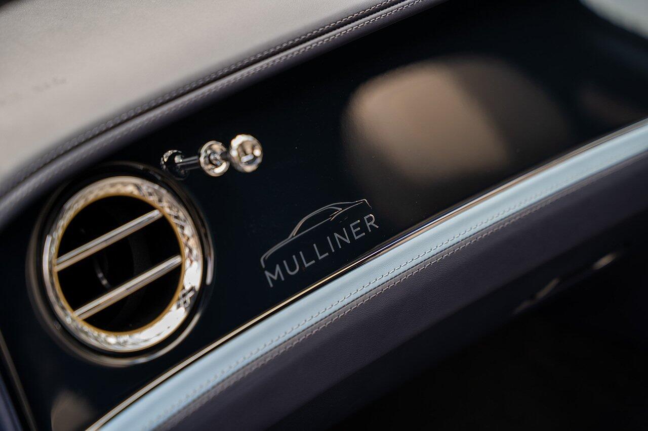 Bentley Flying Spur view 73