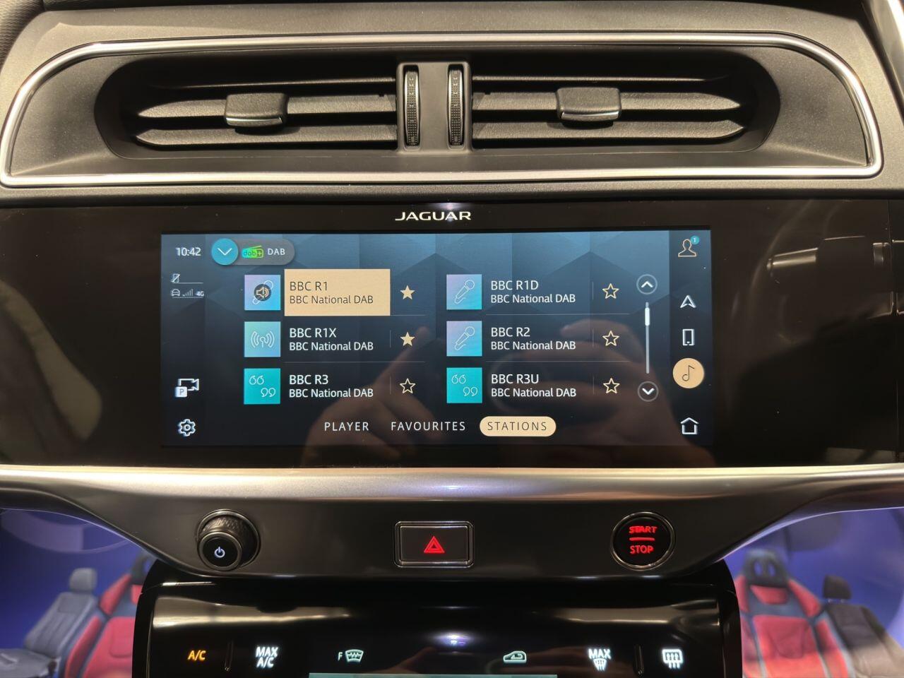 Jaguar I-Pace view 25